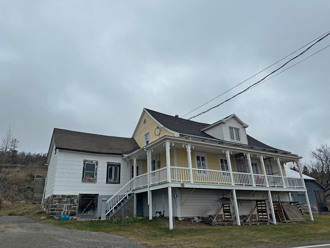 Frontage - 50 Route 132 O., Saint-Denis-De La Bouteillerie, QC - Outdoor