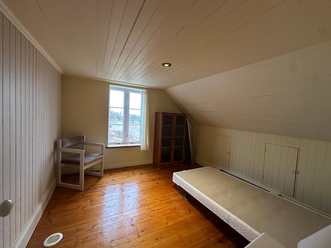 Bedroom - 50 Route 132 O., Saint-Denis-De La Bouteillerie, QC - Indoor Photo Showing Other Room