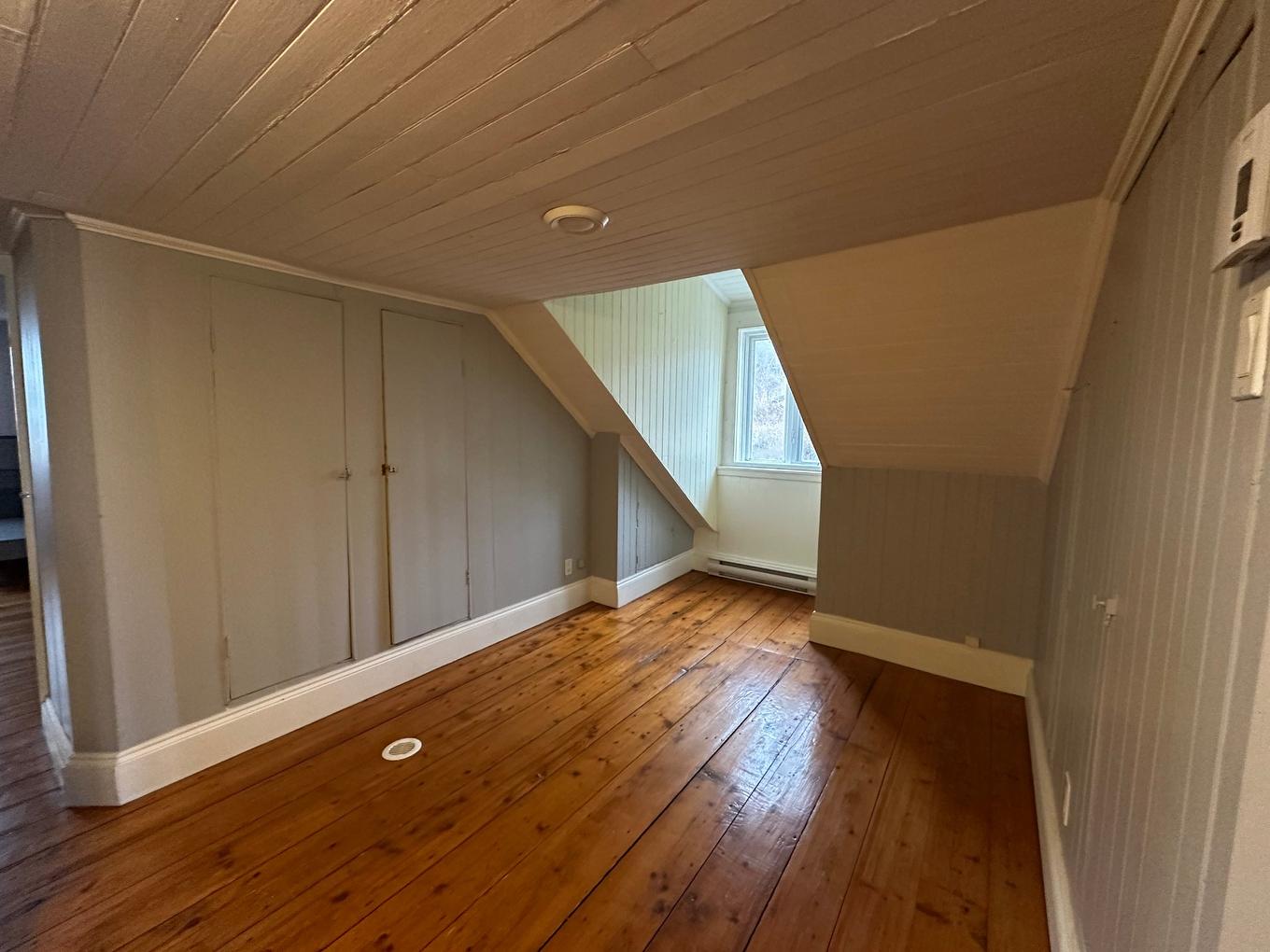 Den - 50 Route 132 O., Saint-Denis-De La Bouteillerie, QC - Indoor Photo Showing Other Room