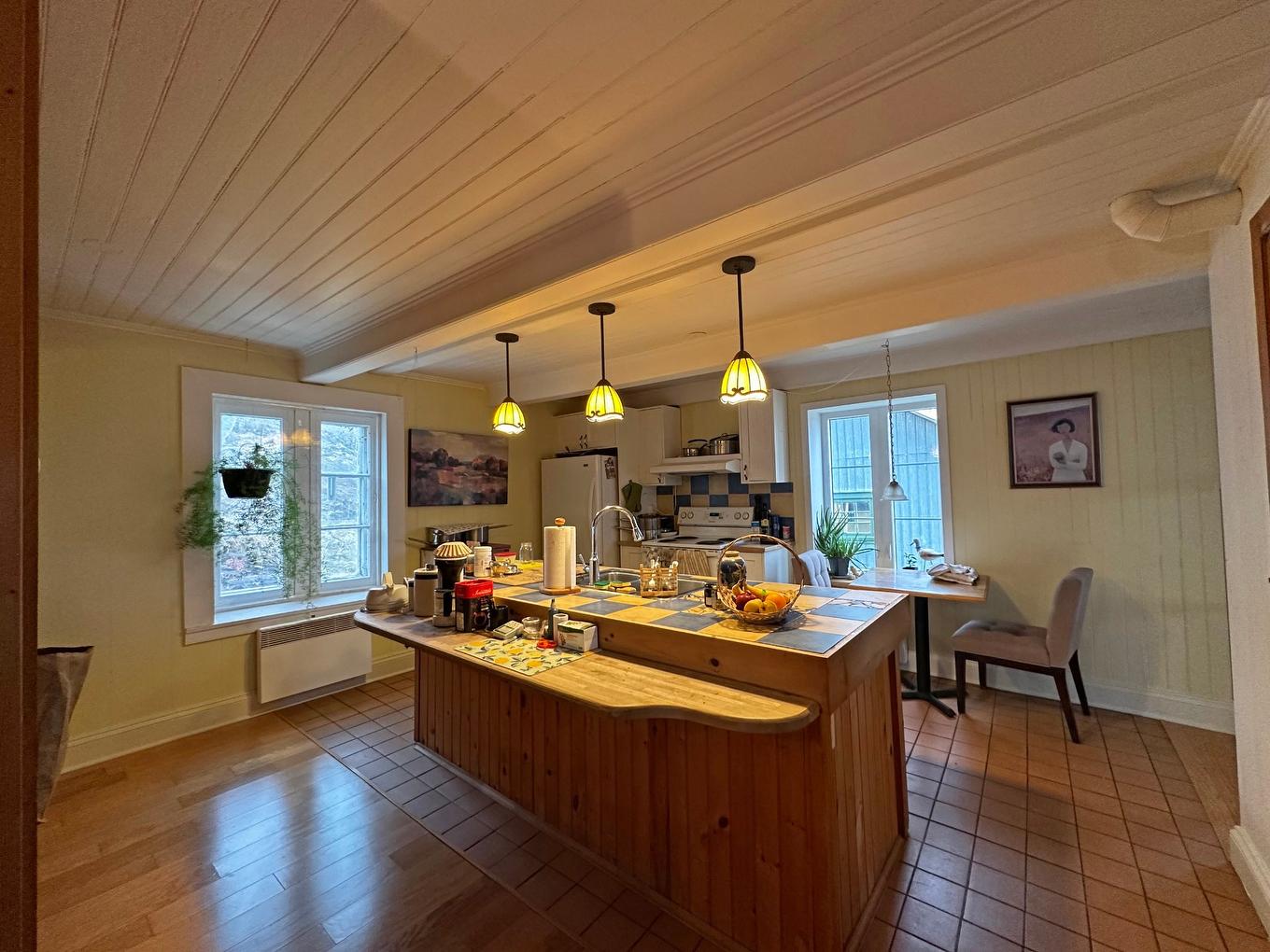 Kitchen - 50 Route 132 O., Saint-Denis-De La Bouteillerie, QC - Indoor Photo Showing Other Room