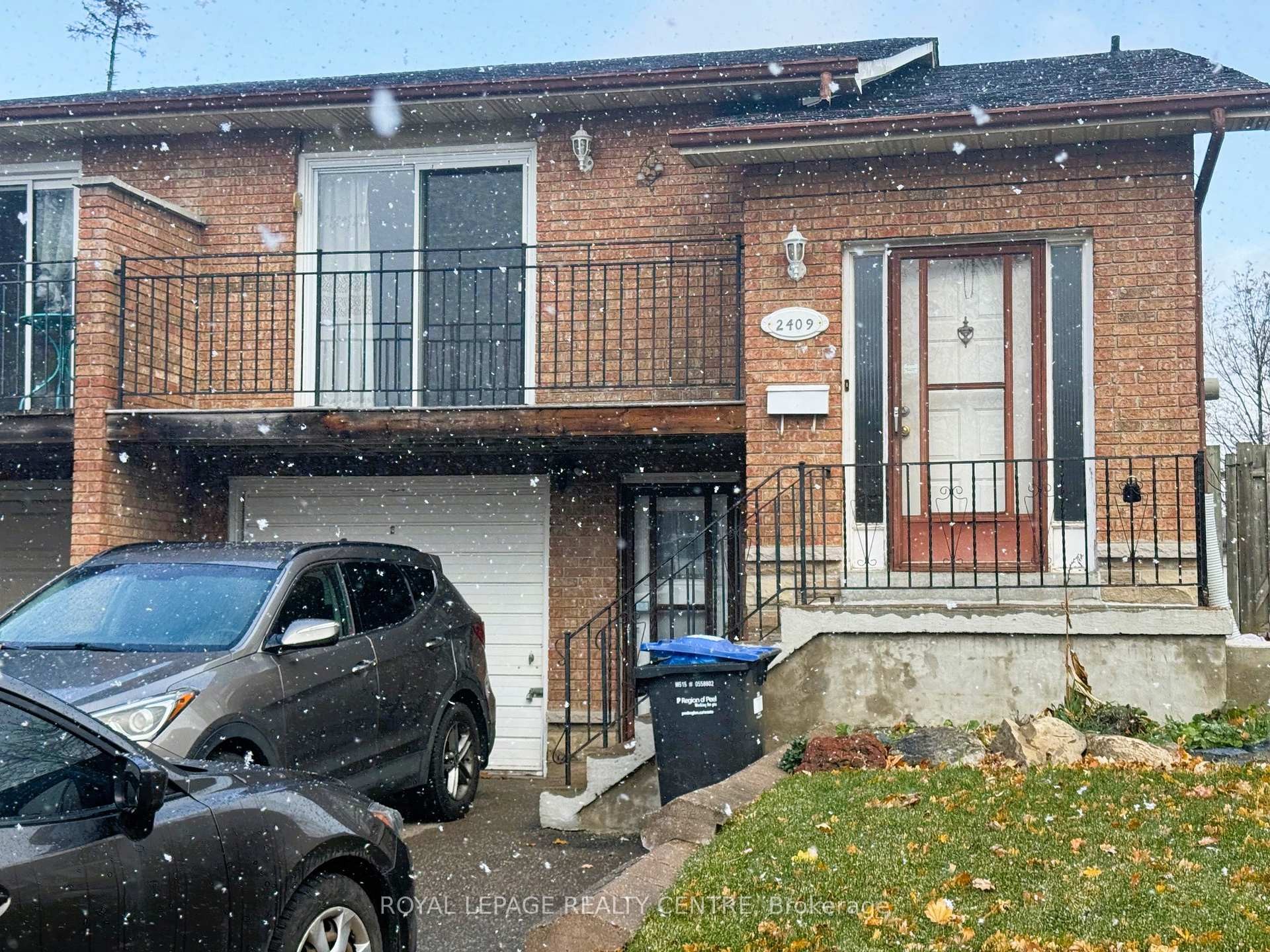 Main-2409 Culver Way, Mississauga, ON
