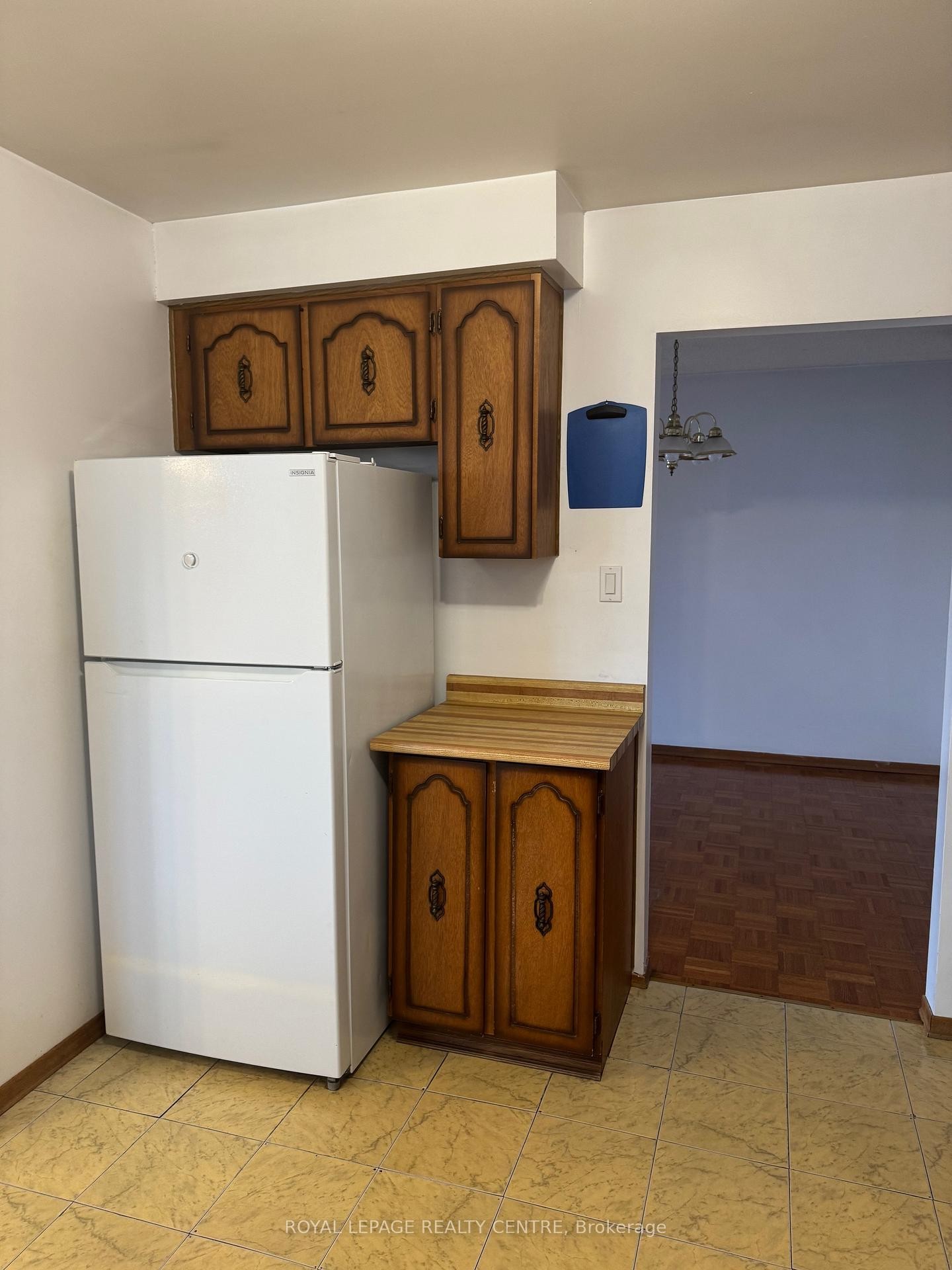 Main-2409 Culver Way, Mississauga, ON