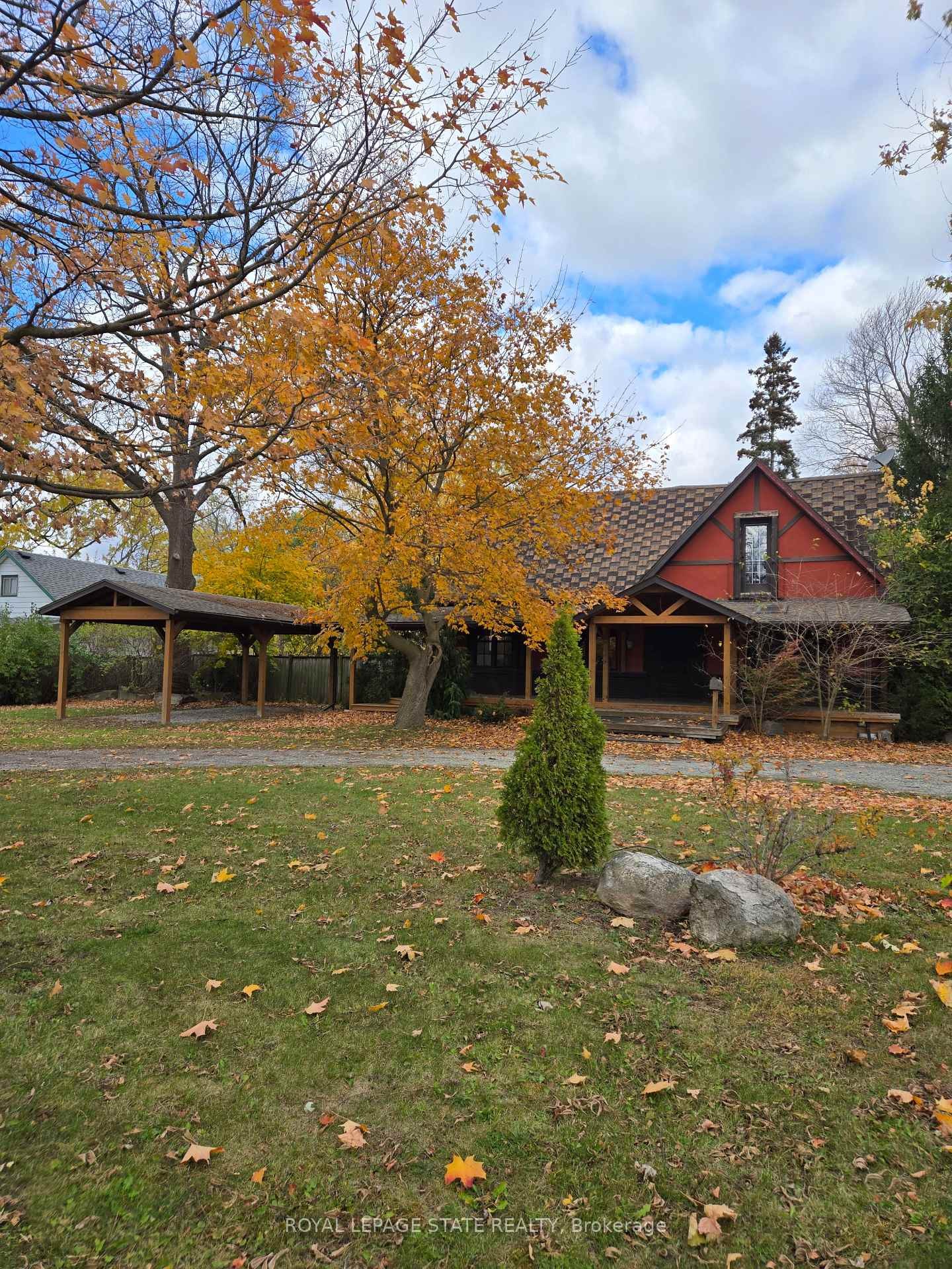 164 Thorold Road, Welland, ON - Outdoor