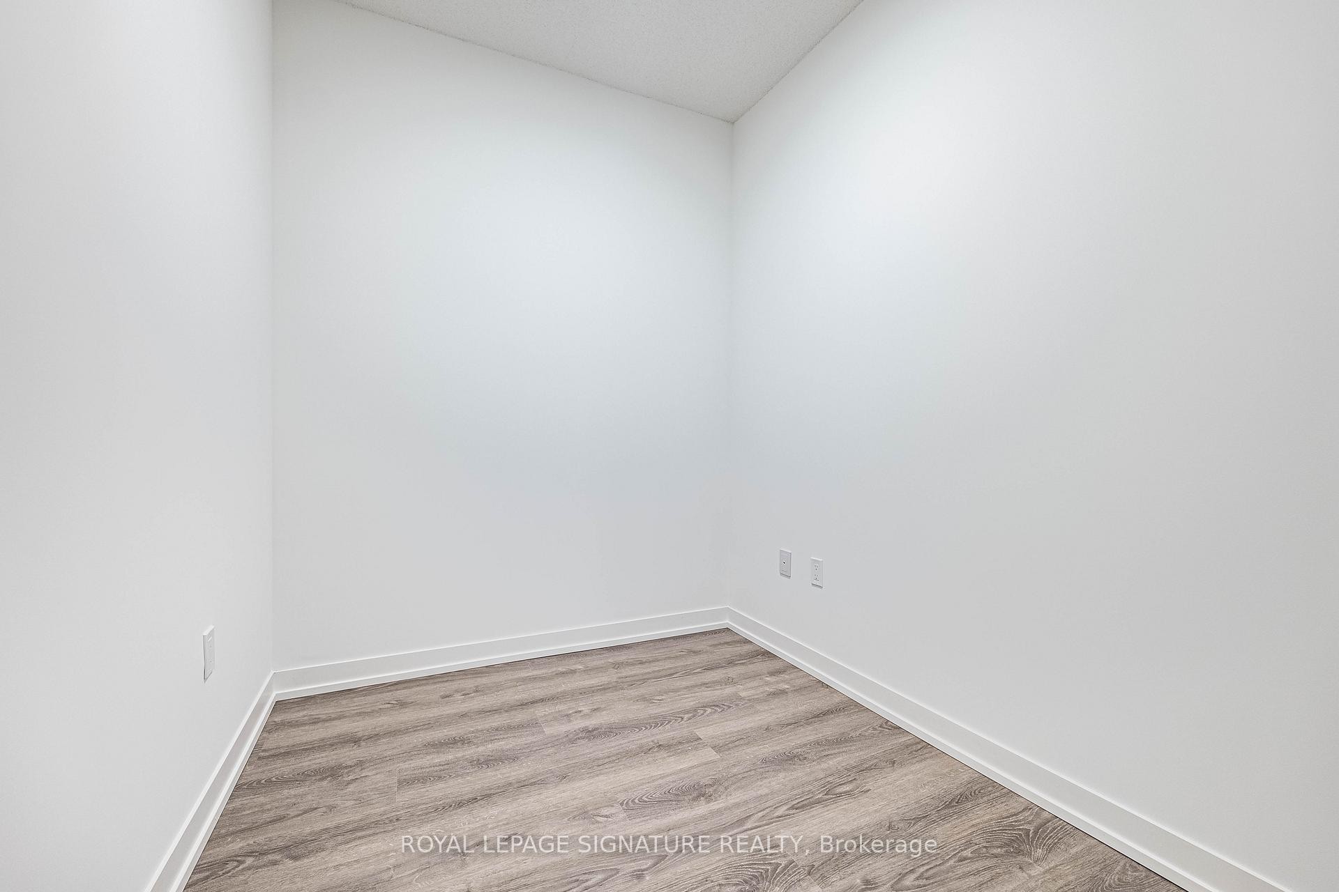 3007-8 Interchange Way, Vaughan, ON - Indoor Photo Showing Other Room