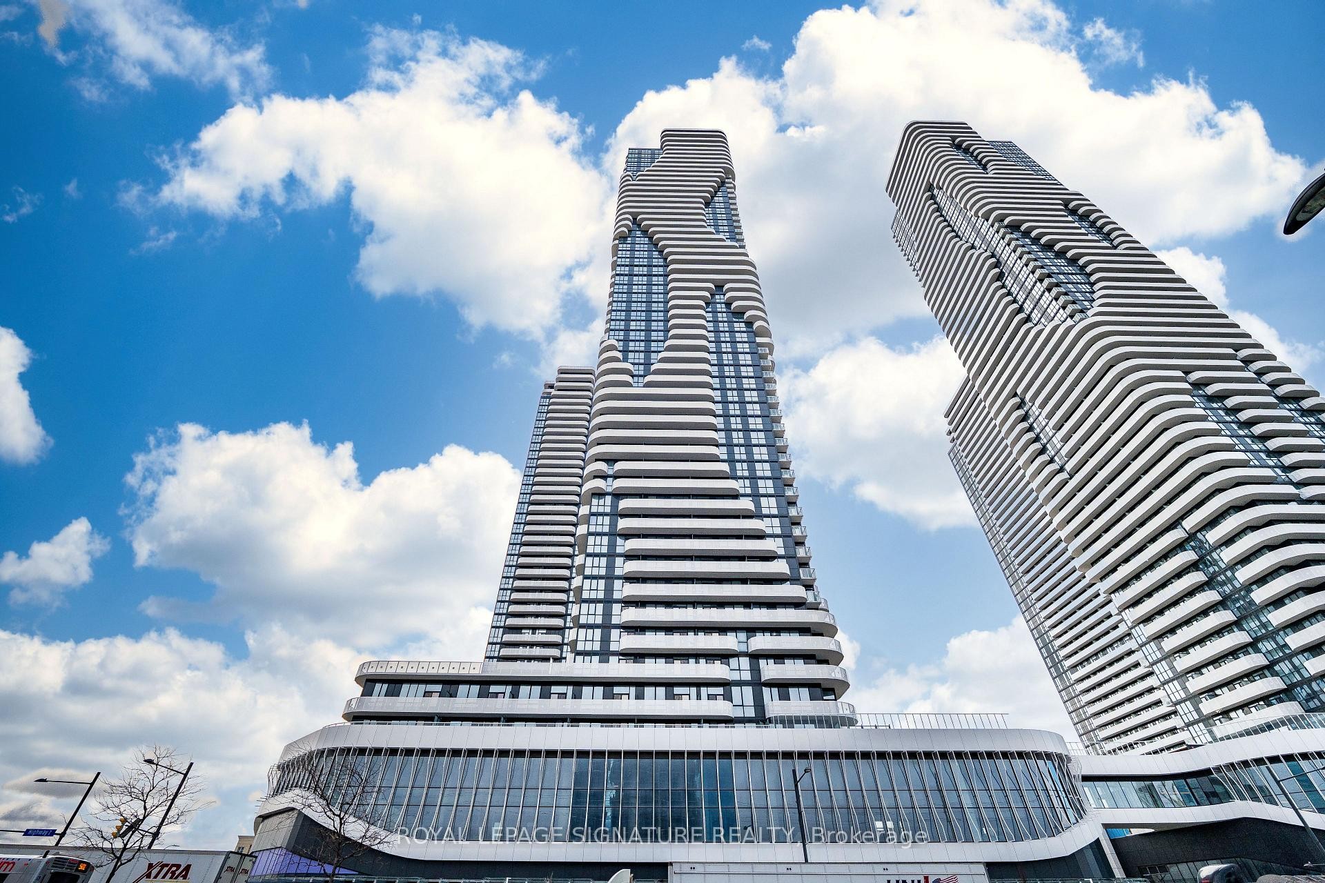 3007-8 Interchange Way, Vaughan, ON - Outdoor With Facade