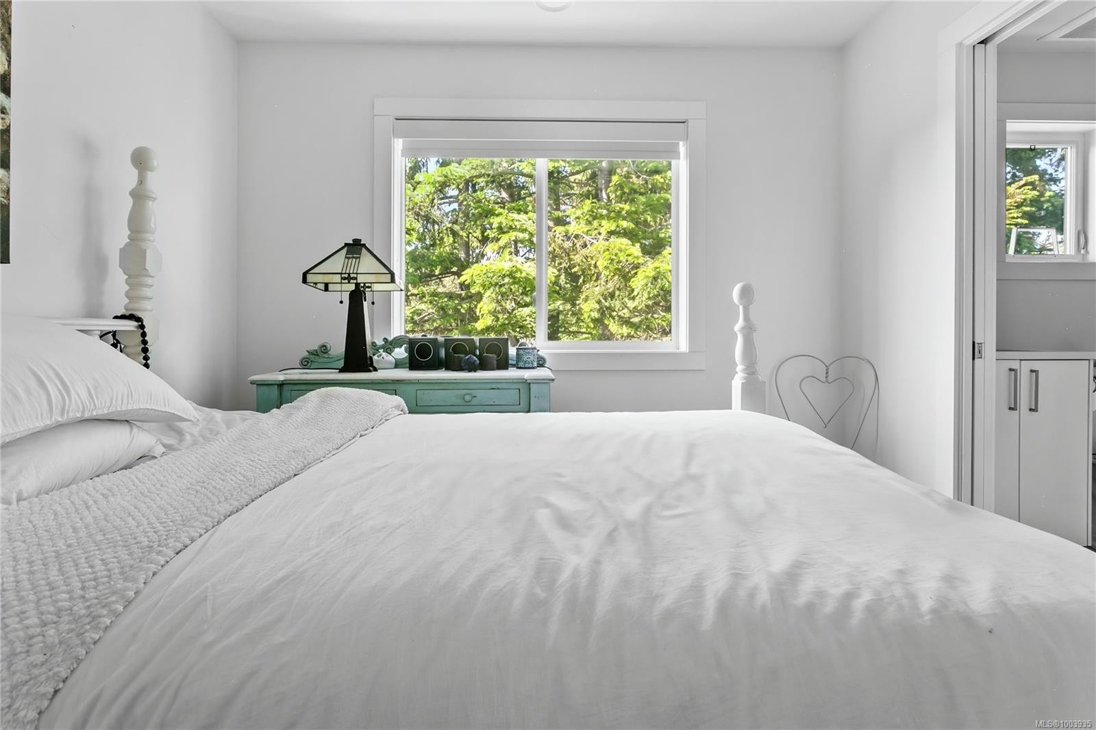 7-1032 Cloverdale Ave, Saanich, BC