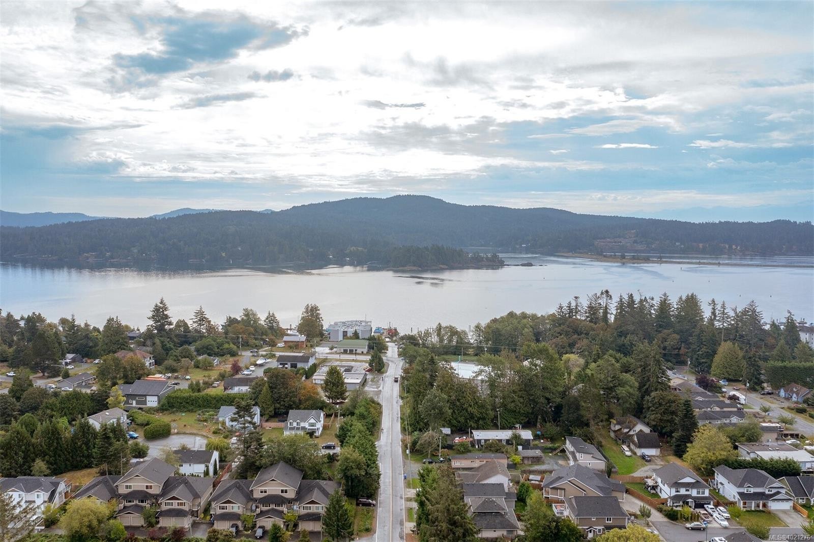 1914 Maple Ave South, Sooke, BC