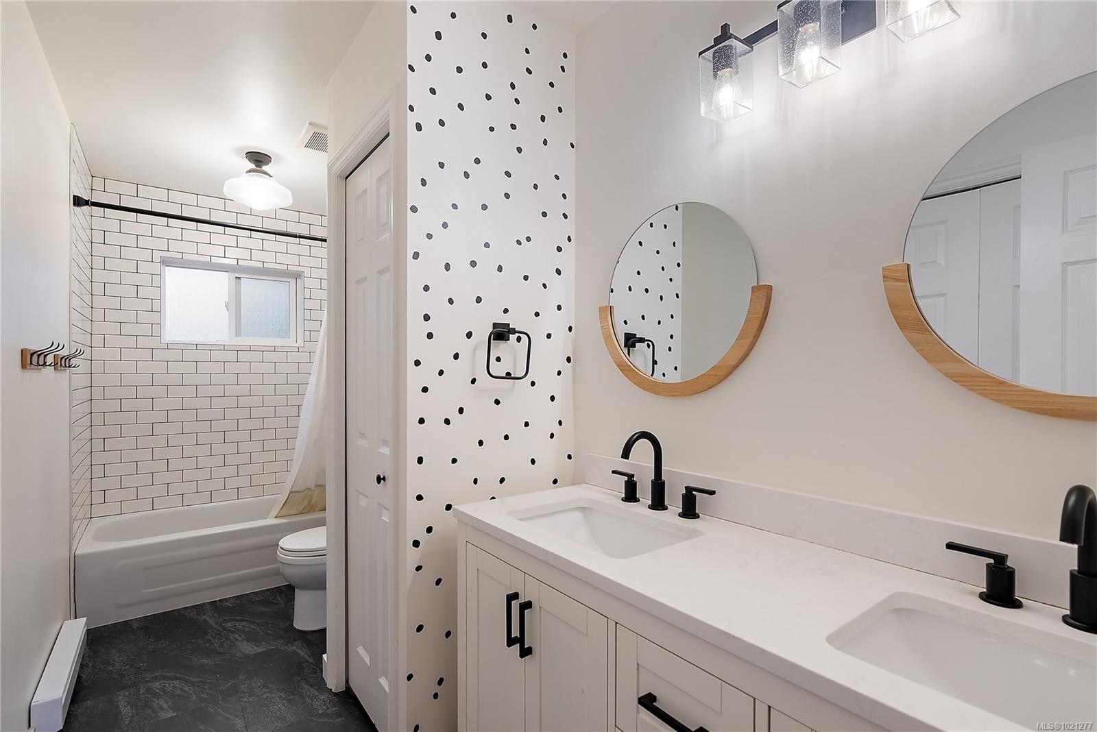 2417 Selwyn Rd, Langford, BC