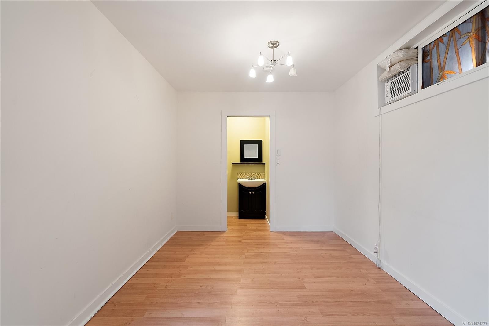 2417 Selwyn Rd, Langford, BC