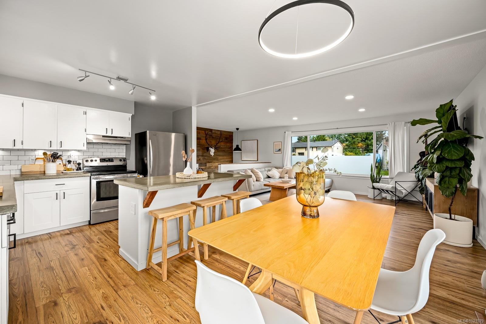 762 Marina Blvd, Campbell River, BC