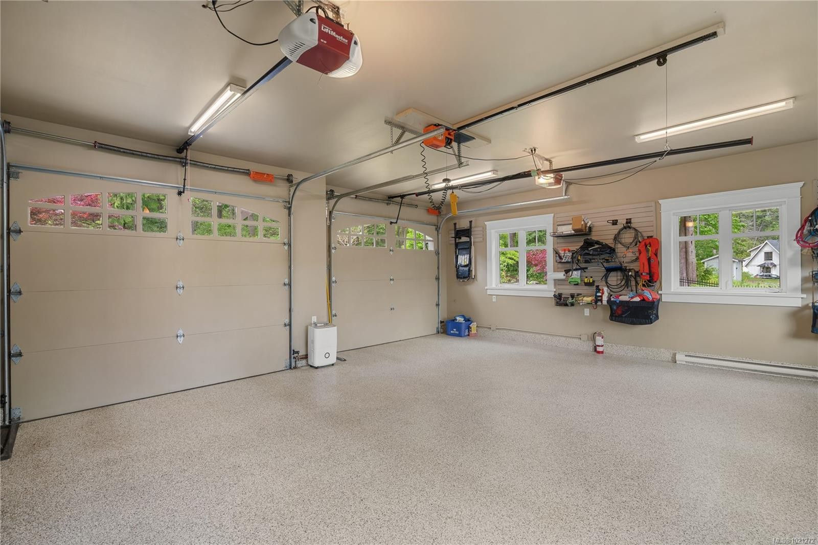 441 Glendower Rd, Saanich, BC