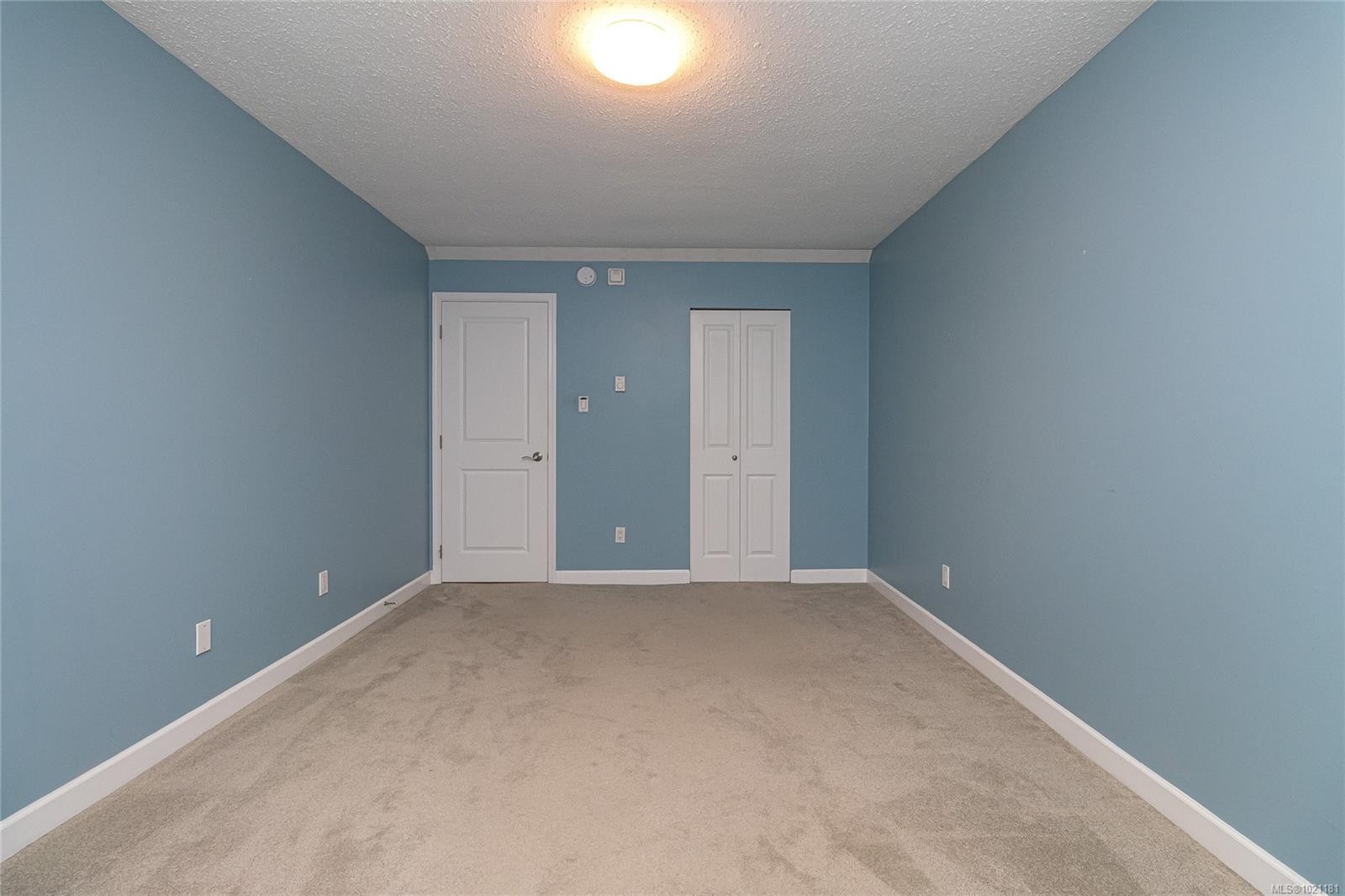 506-69 Gorge Rd West, Saanich, BC - Indoor Photo Showing Other Room