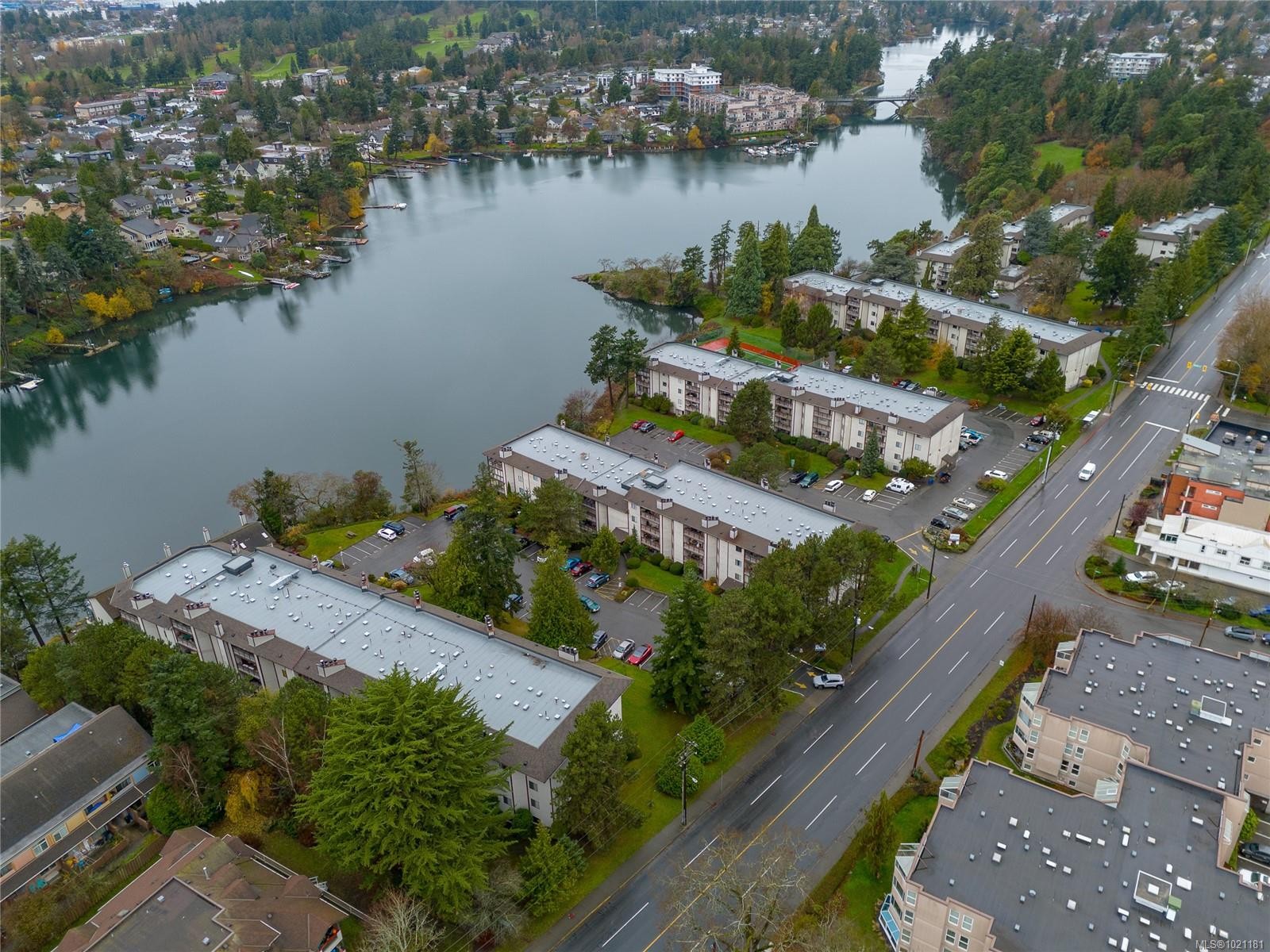 506-69 Gorge Rd West, Saanich, BC - Outdoor With Body Of Water With View