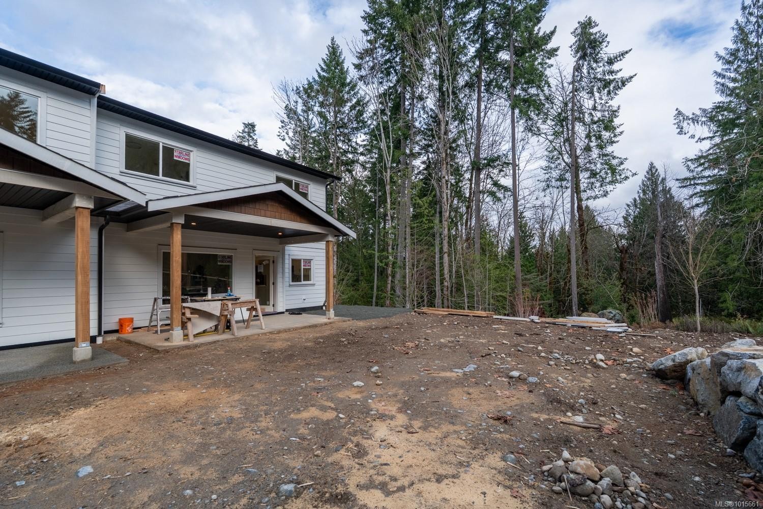 672 Sanderson Rd, Ladysmith, BC - Outdoor