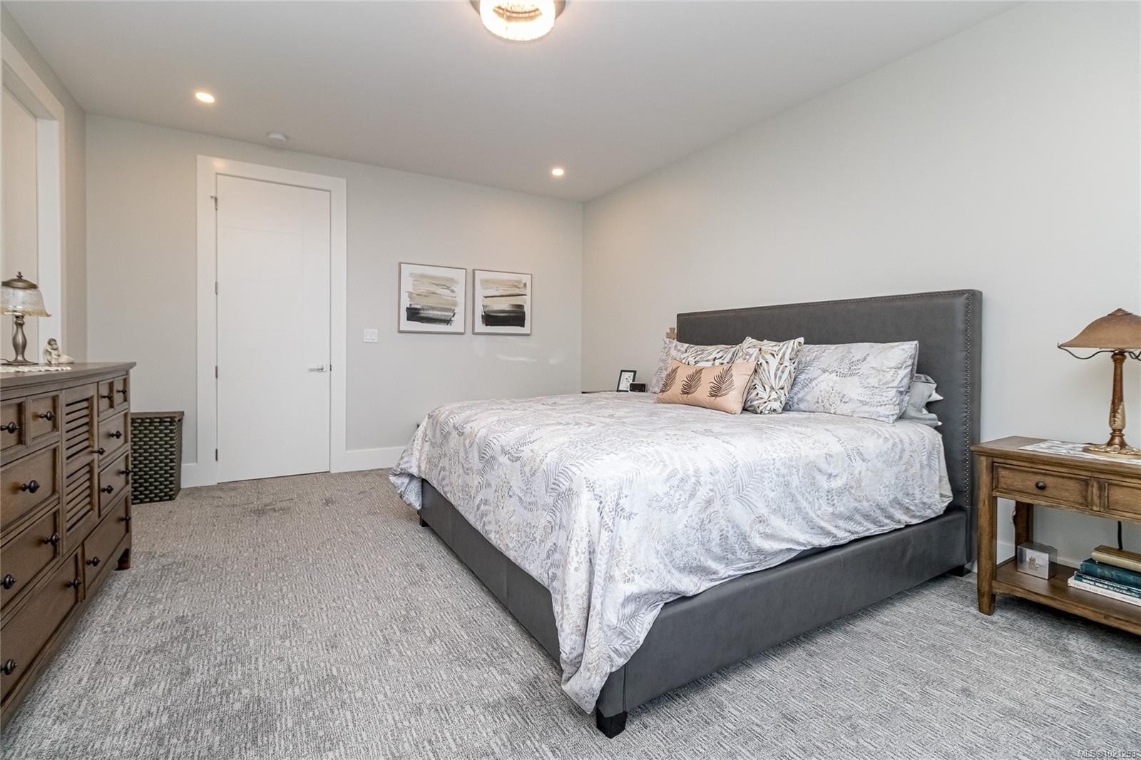 3412 Caldera Crt, Langford, BC - Indoor Photo Showing Bedroom