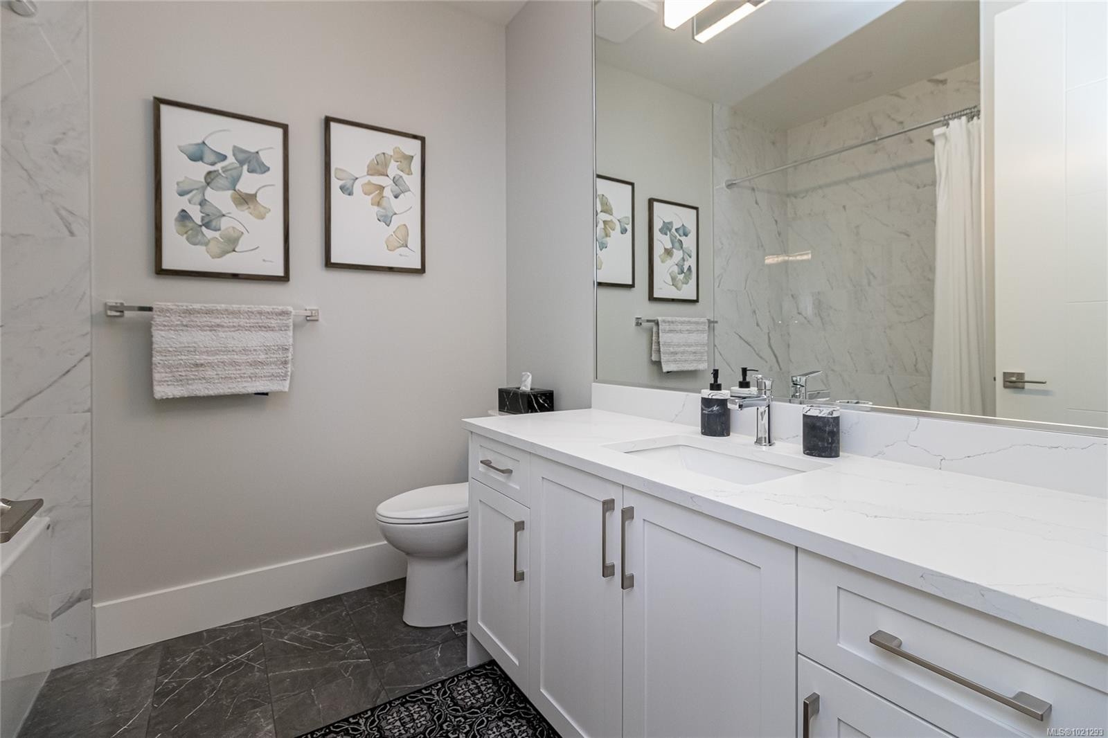 3412 Caldera Crt, Langford, BC - Indoor Photo Showing Bathroom
