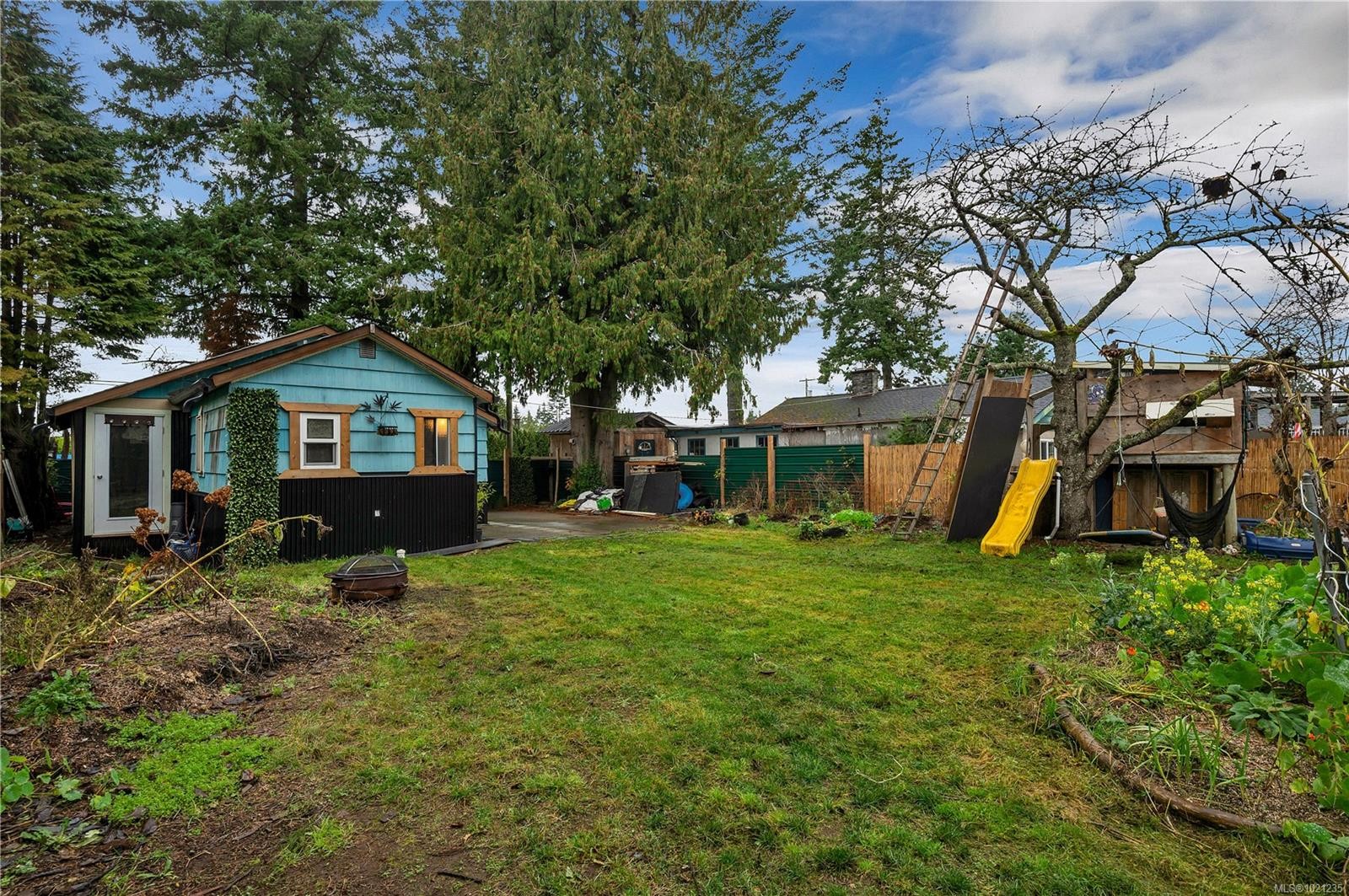 517 Dogwood St, Campbell River, BC