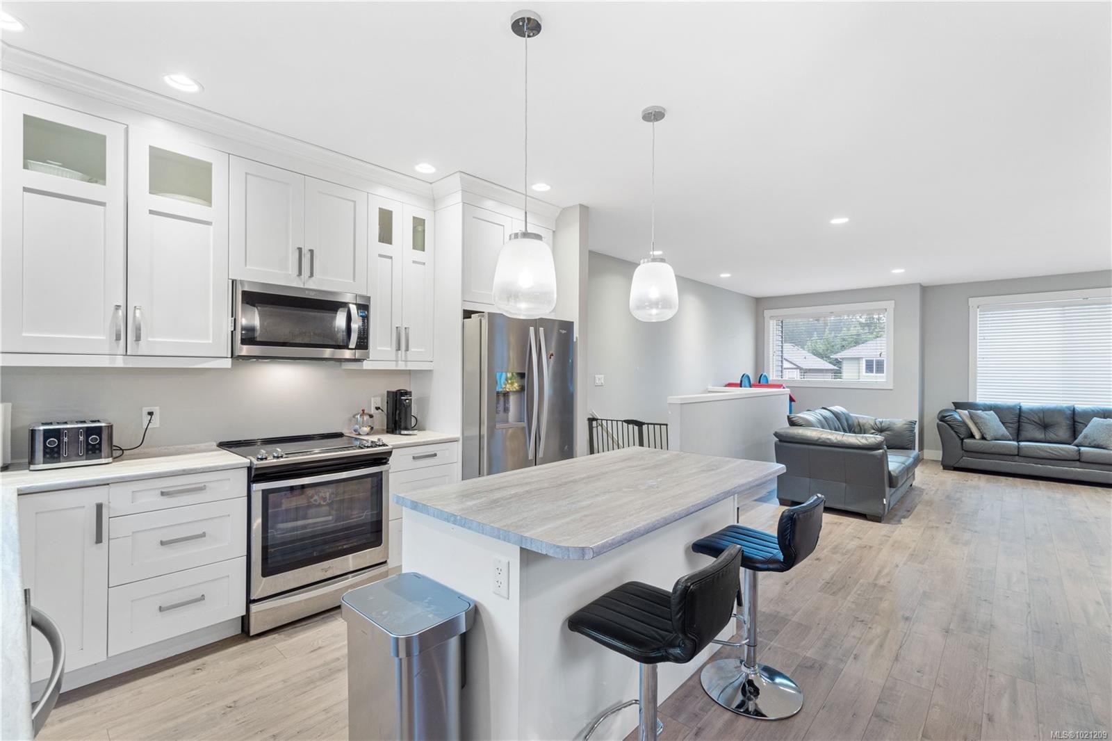 994 Douglas Ave, Nanaimo, BC