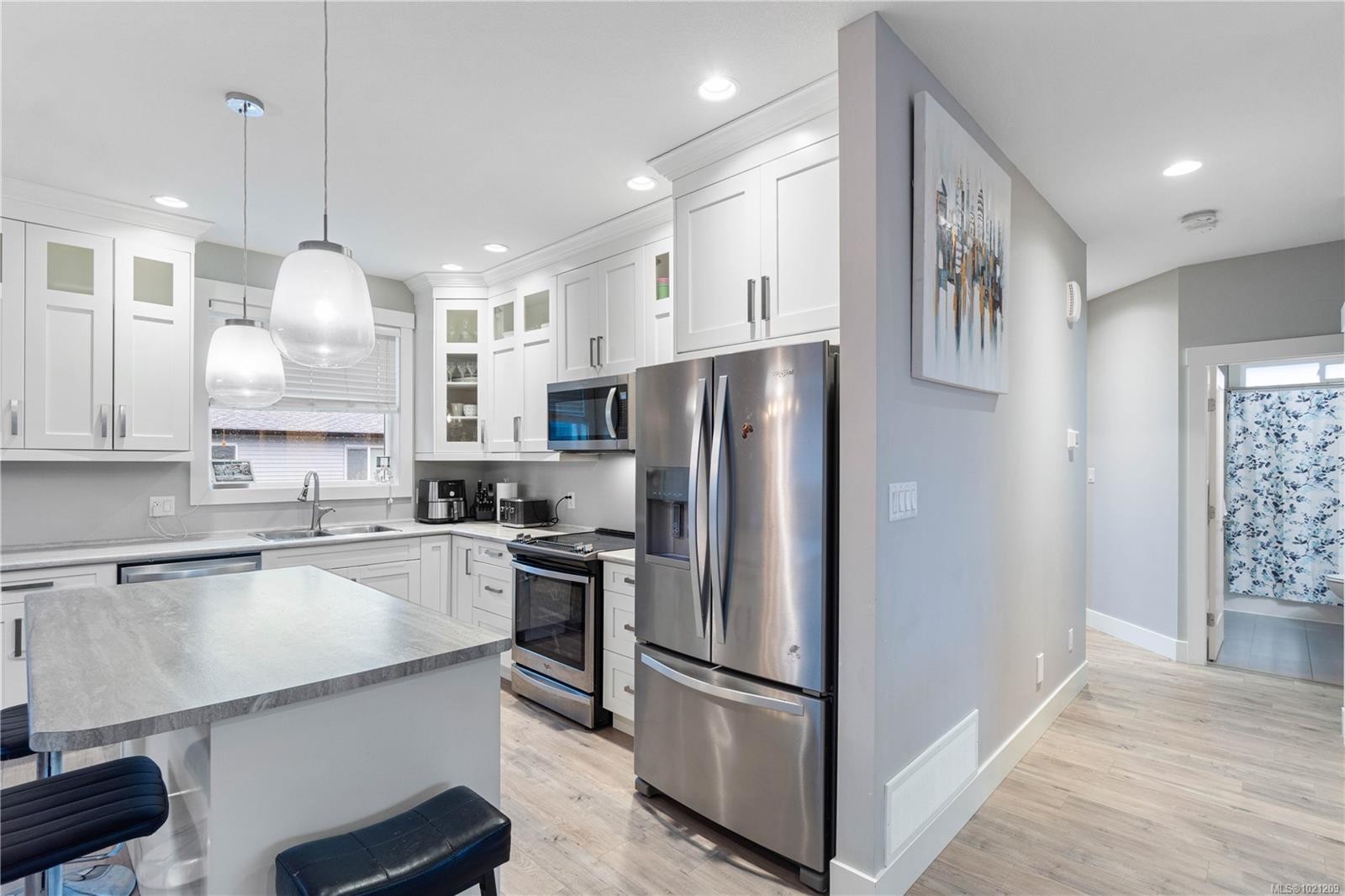 994 Douglas Ave, Nanaimo, BC