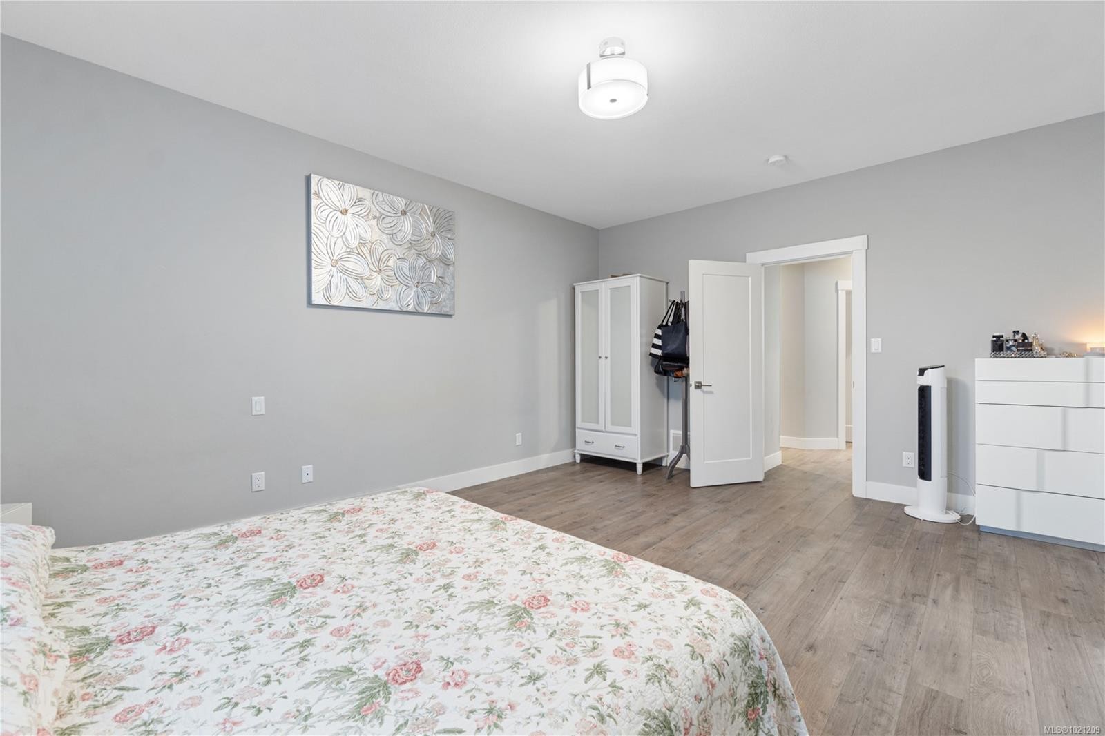 994 Douglas Ave, Nanaimo, BC