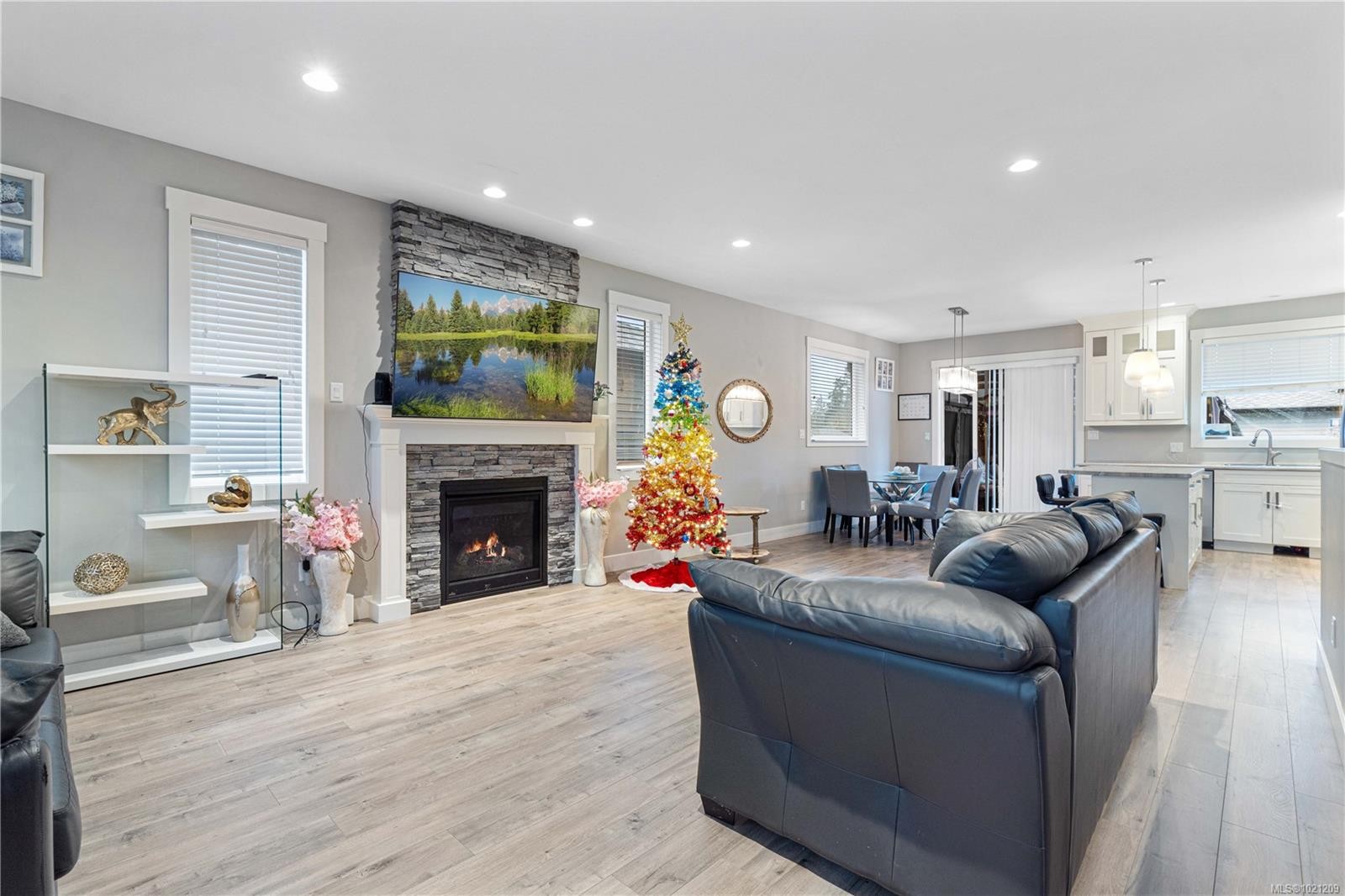 994 Douglas Ave, Nanaimo, BC