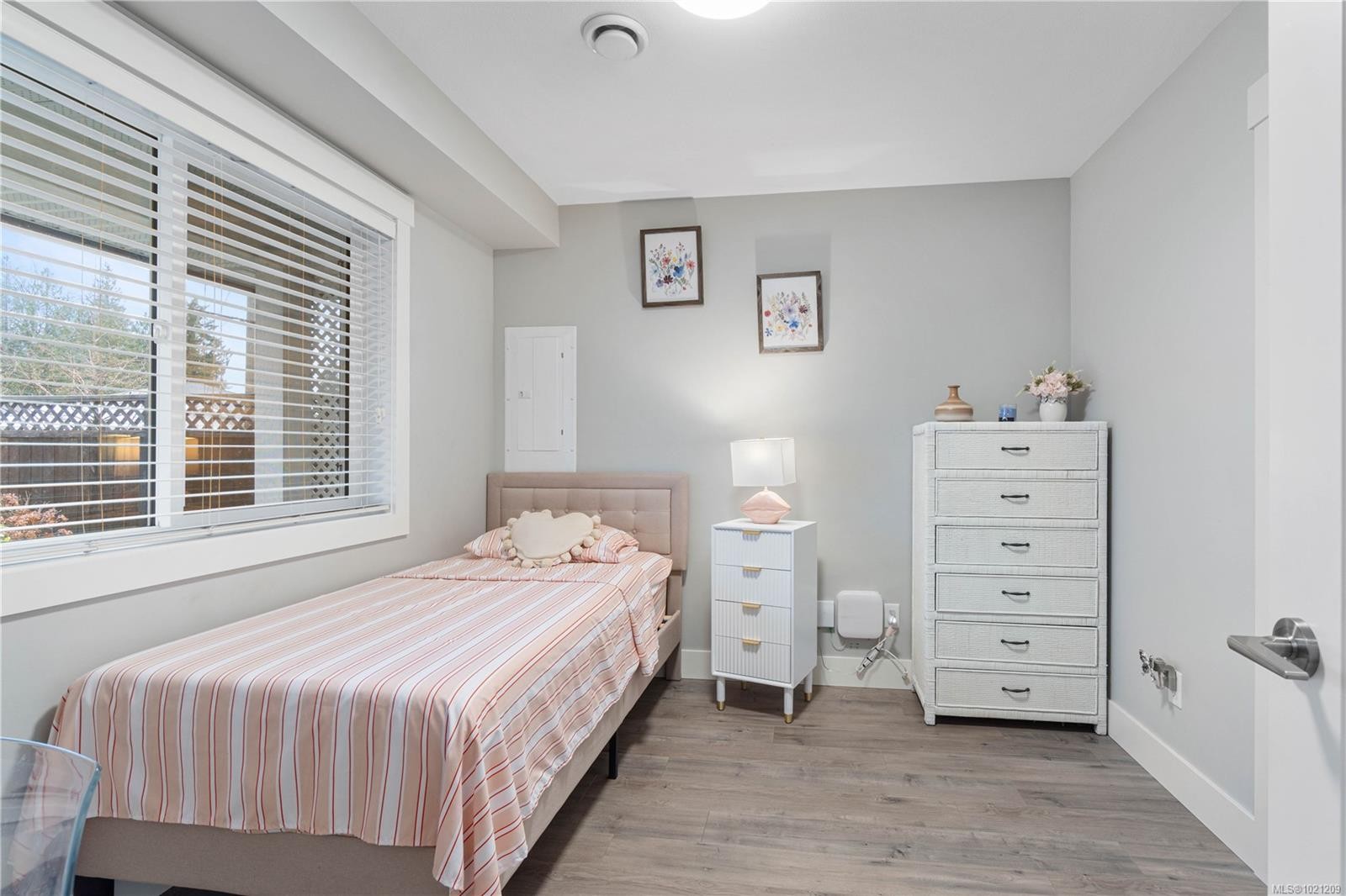 994 Douglas Ave, Nanaimo, BC