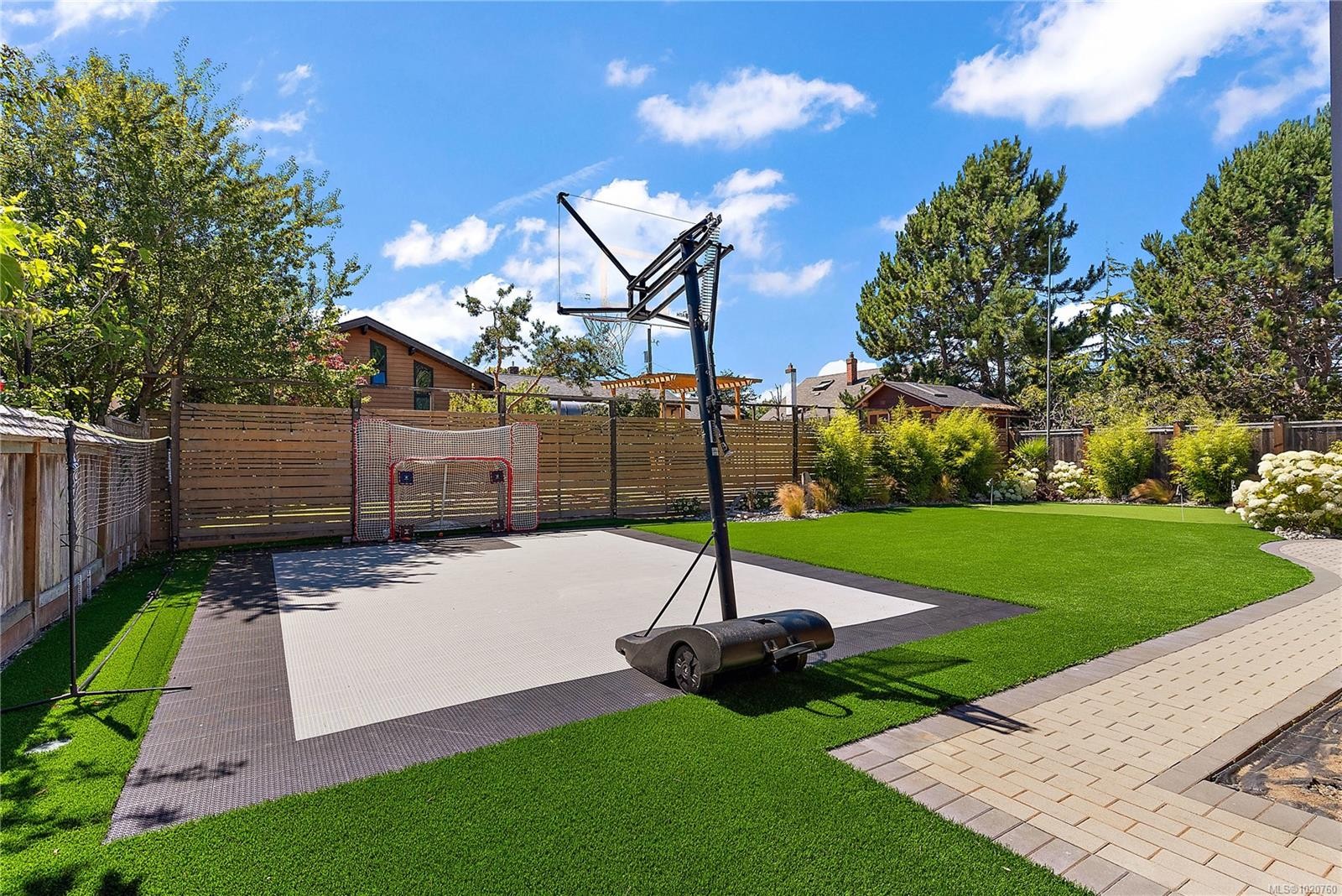 2095 Lorne Terr, Oak Bay, BC