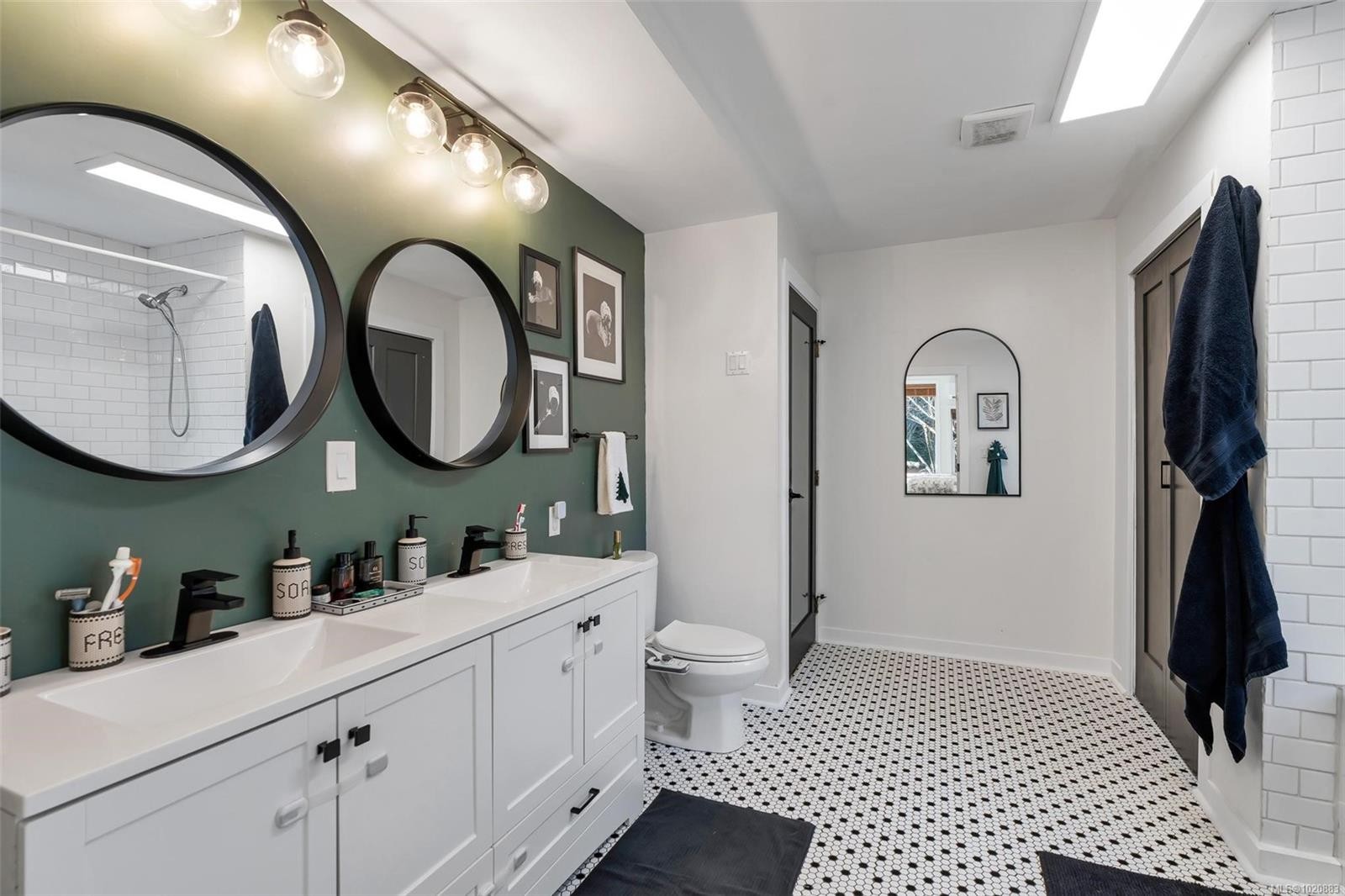 2260 Sooke Rd, Colwood, BC