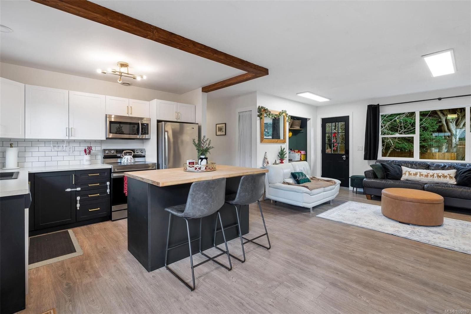 2260 Sooke Rd, Colwood, BC