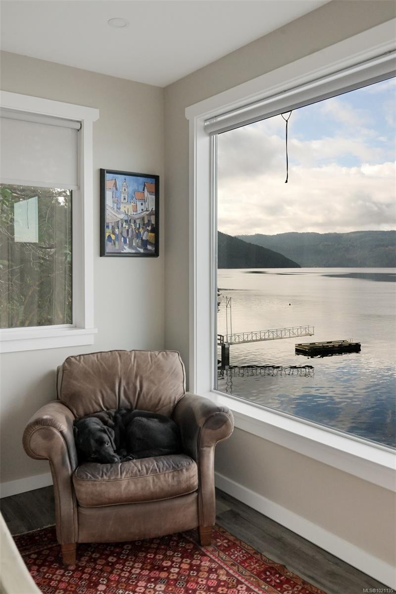 6800 Mark Lane, Central Saanich, BC