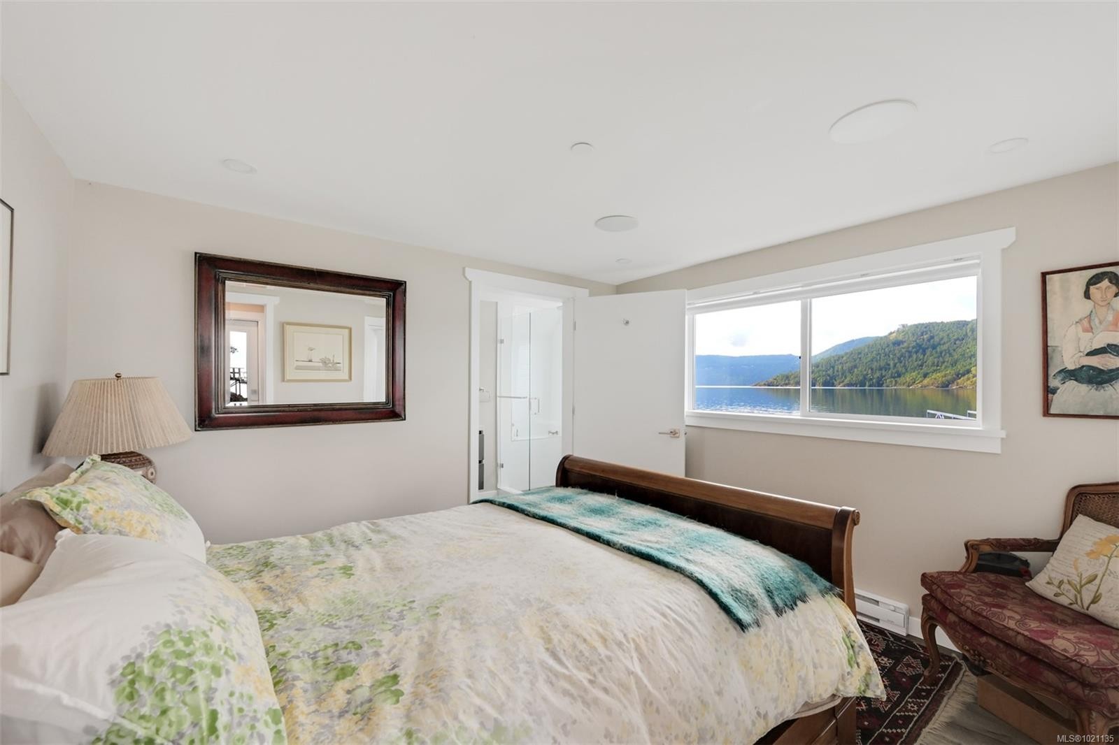 6800 Mark Lane, Central Saanich, BC