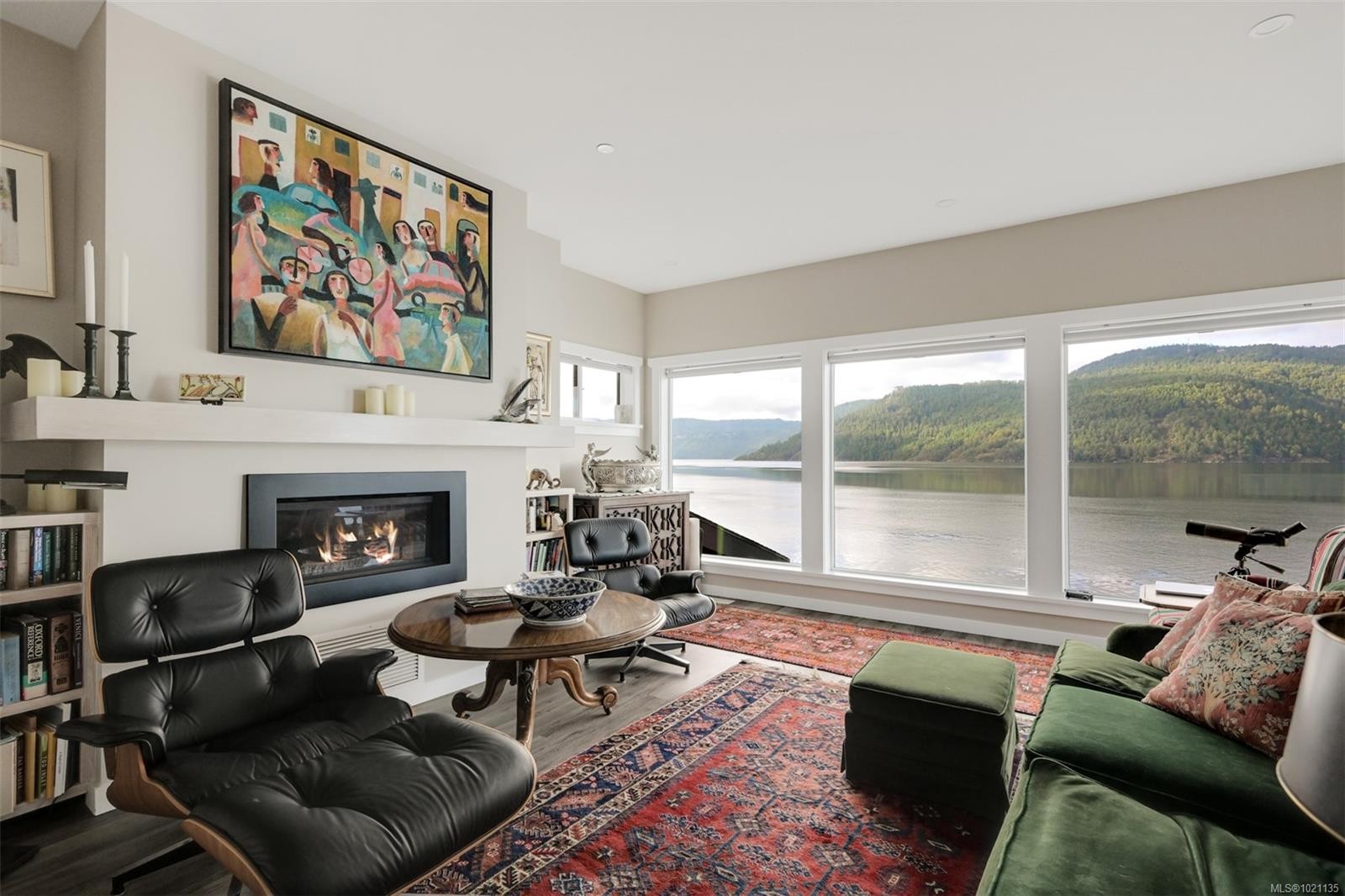 6800 Mark Lane, Central Saanich, BC