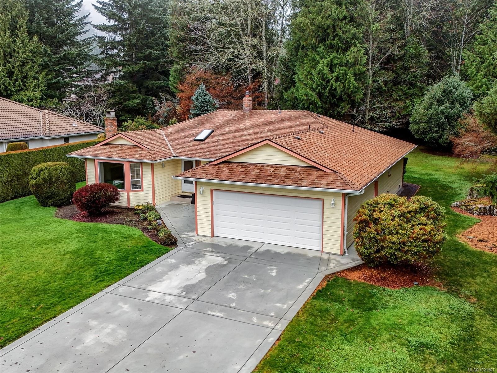 8618 Kingcome Cres, North Saanich, BC