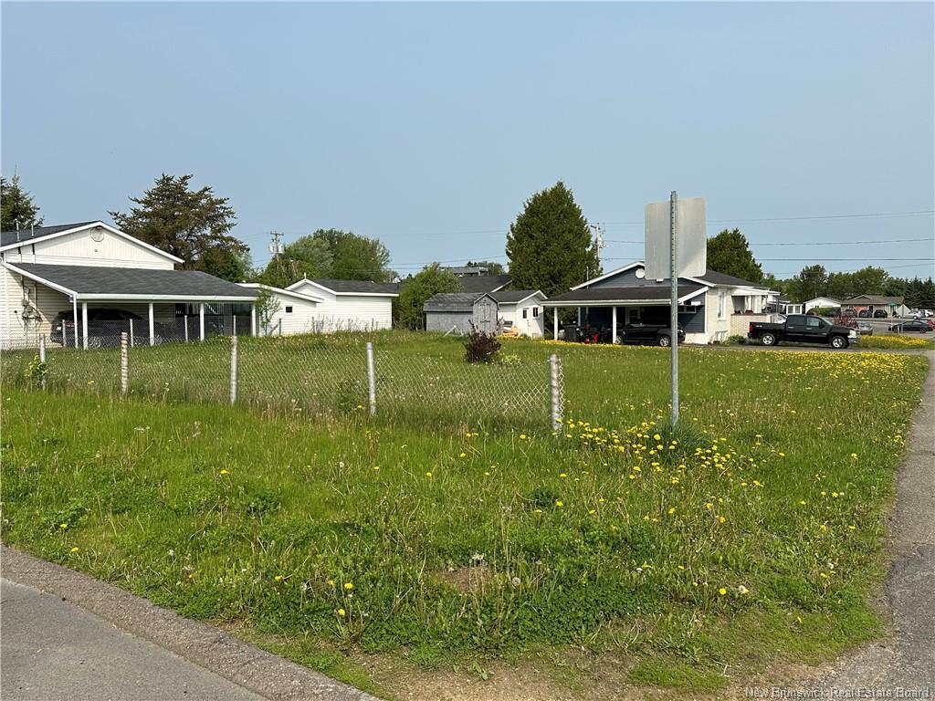 - Terrace St, Grand-Sault/Grand Falls, NB