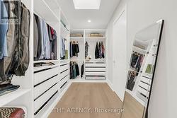 Primary Large Walk-in! -