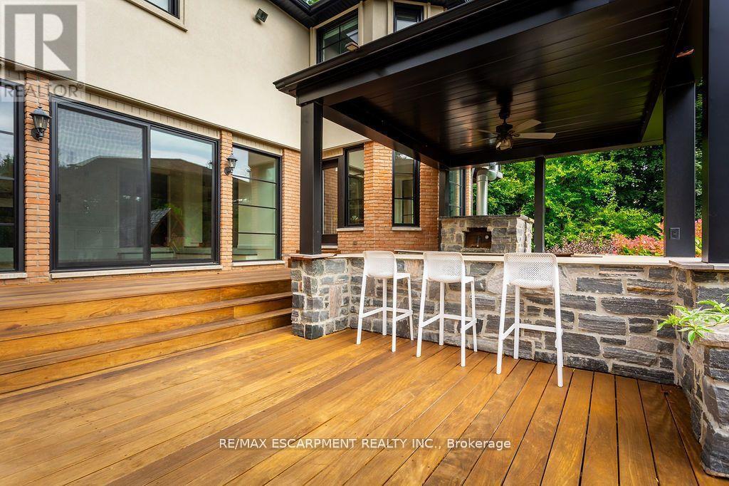 12 Blackberry Place, Hamilton, ON - Outdoor With Deck Patio Veranda