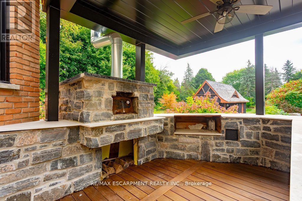 12 Blackberry Place, Hamilton, ON - Outdoor With Deck Patio Veranda With Exterior