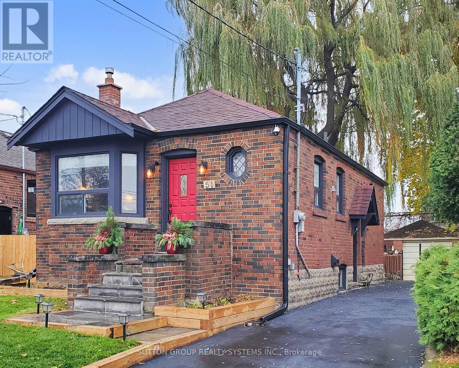 51 Juliet Crescent, Toronto, ON - Outdoor