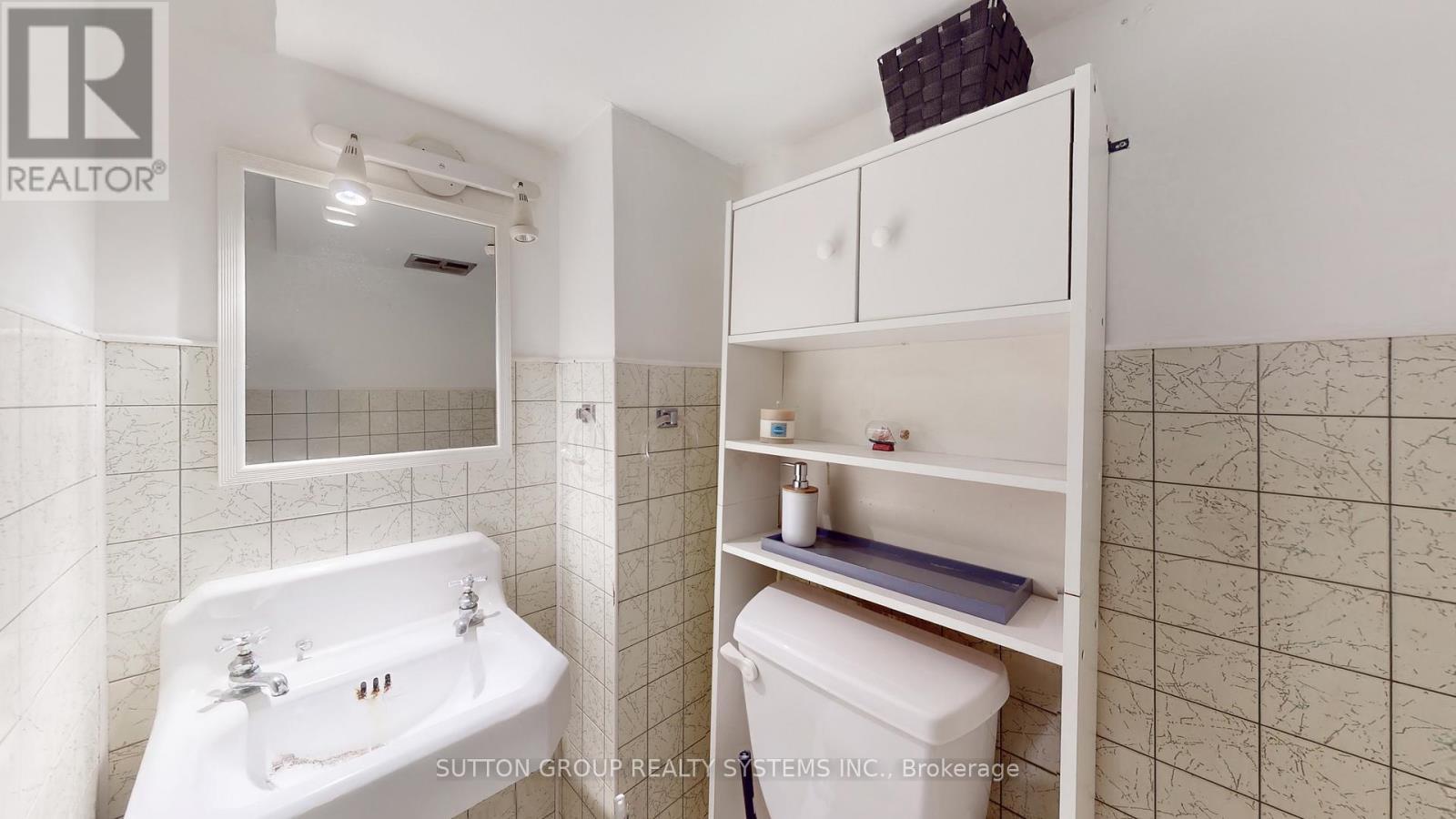51 Juliet Crescent, Toronto, ON - Indoor Photo Showing Bathroom