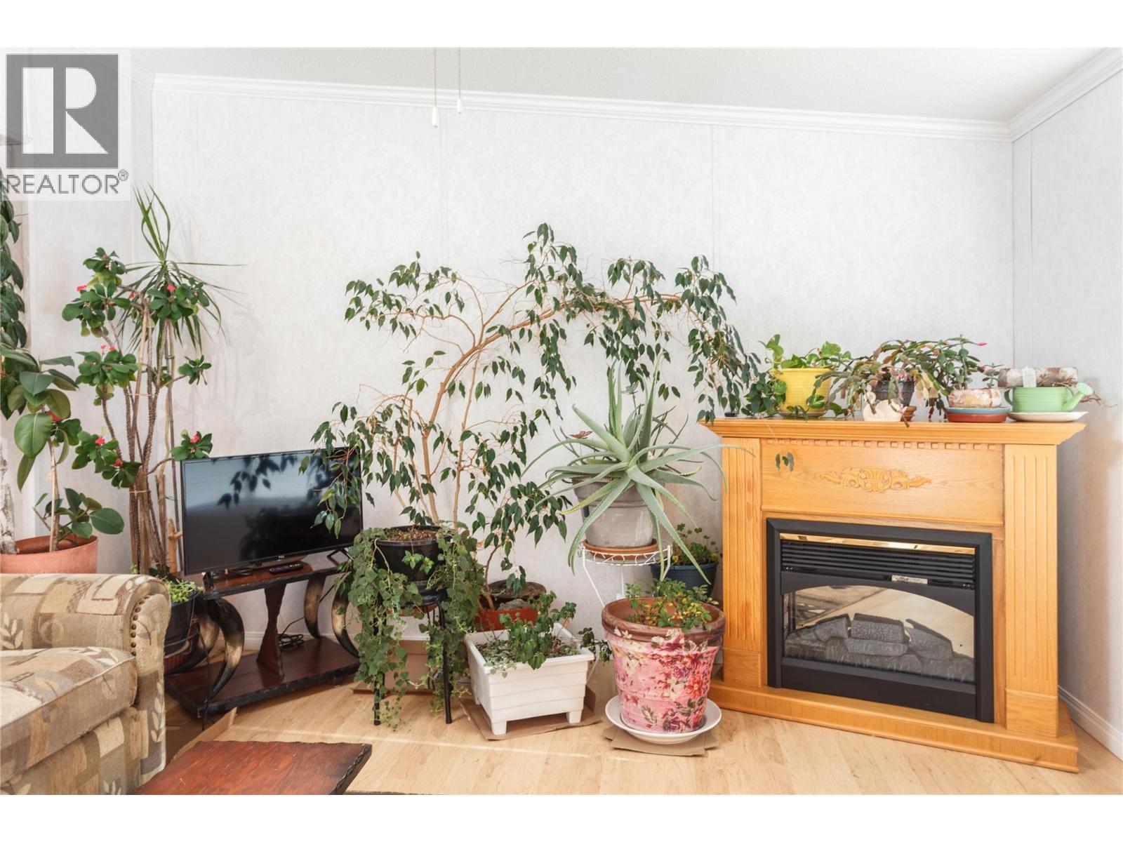 Living Room - 71 Antoine Road Unit# 4, Vernon, BC