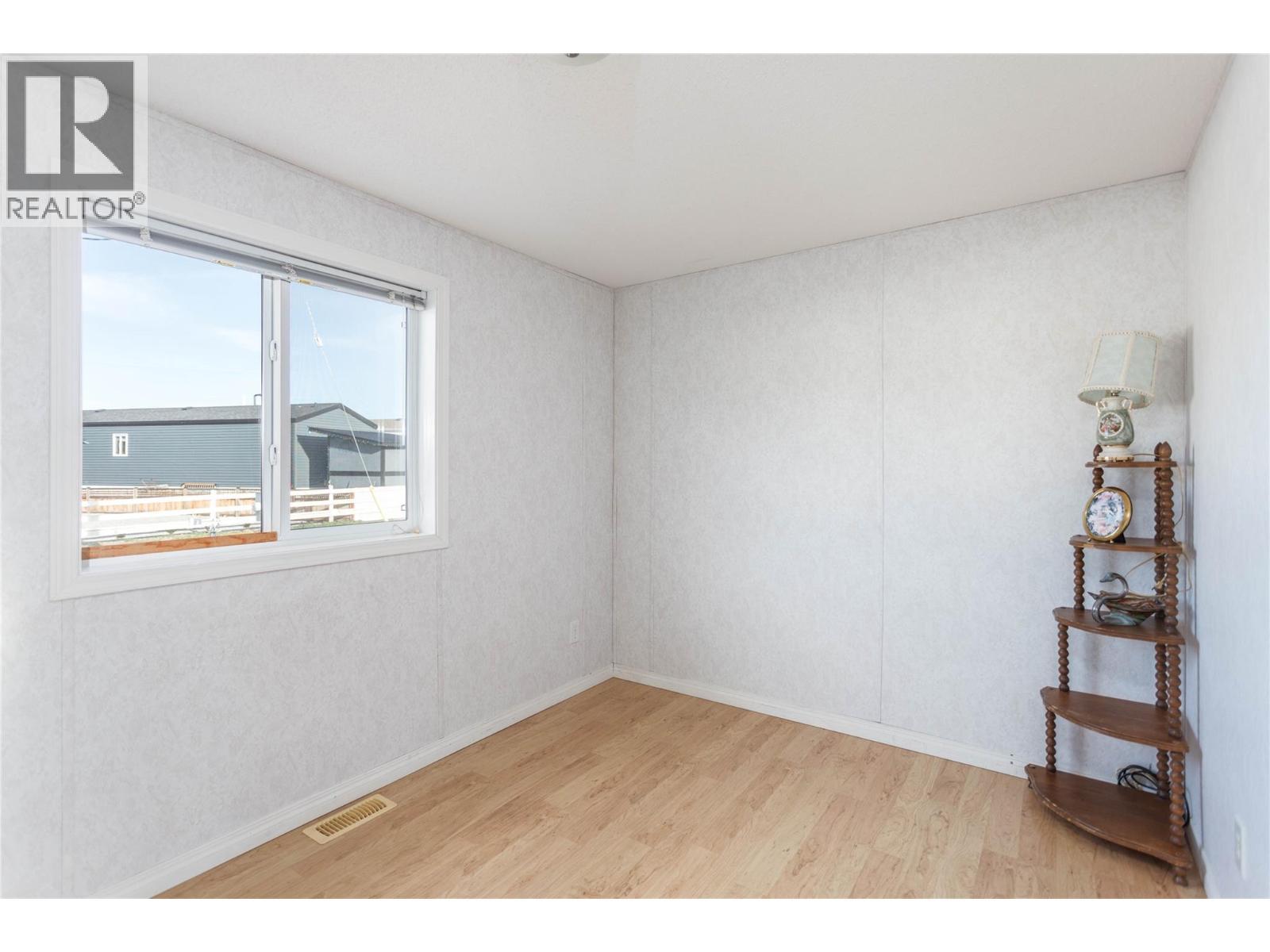 Den - Could be made into another bedroom - 71 Antoine Road Unit# 4, Vernon, BC