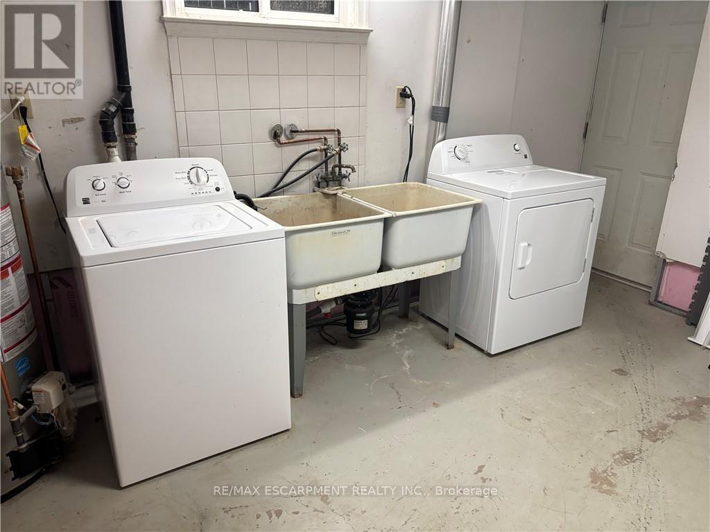 Lower Level - 1130 #24 Regional Road, West Lincoln, ON - Indoor Photo Showing Laundry Room