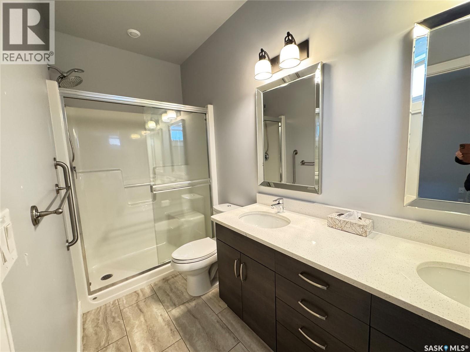 21 103 Pohorecky Crescent, Saskatoon, SK - Indoor Photo Showing Bathroom