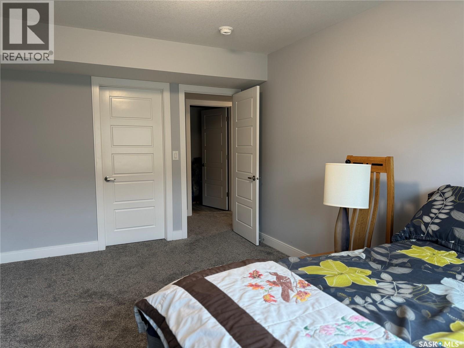 21 103 Pohorecky Crescent, Saskatoon, SK - Indoor Photo Showing Bedroom