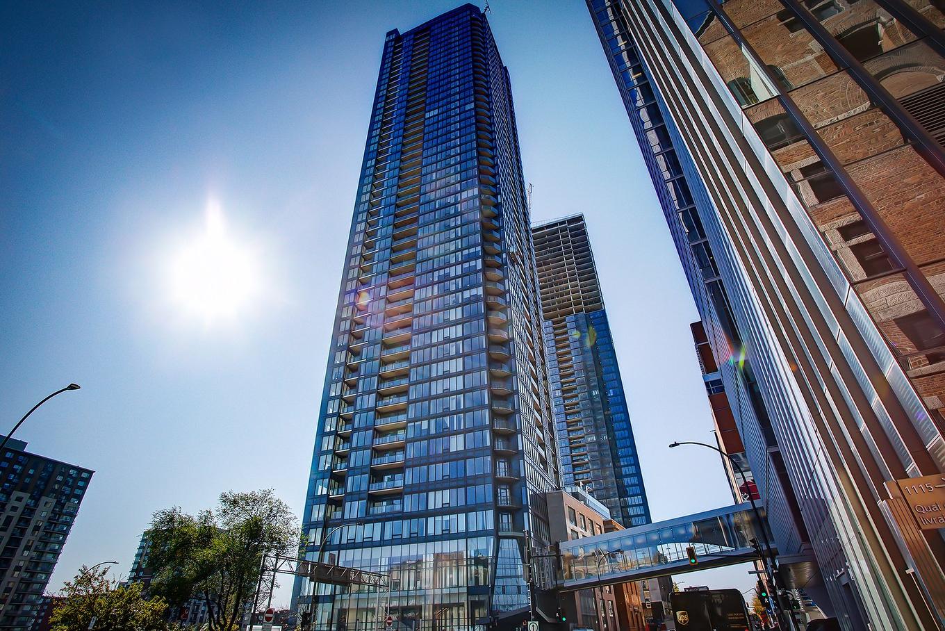 Overall view - 2706-1188 Rue St-Antoine O., Montréal (Ville-Marie), QC - Outdoor With Facade