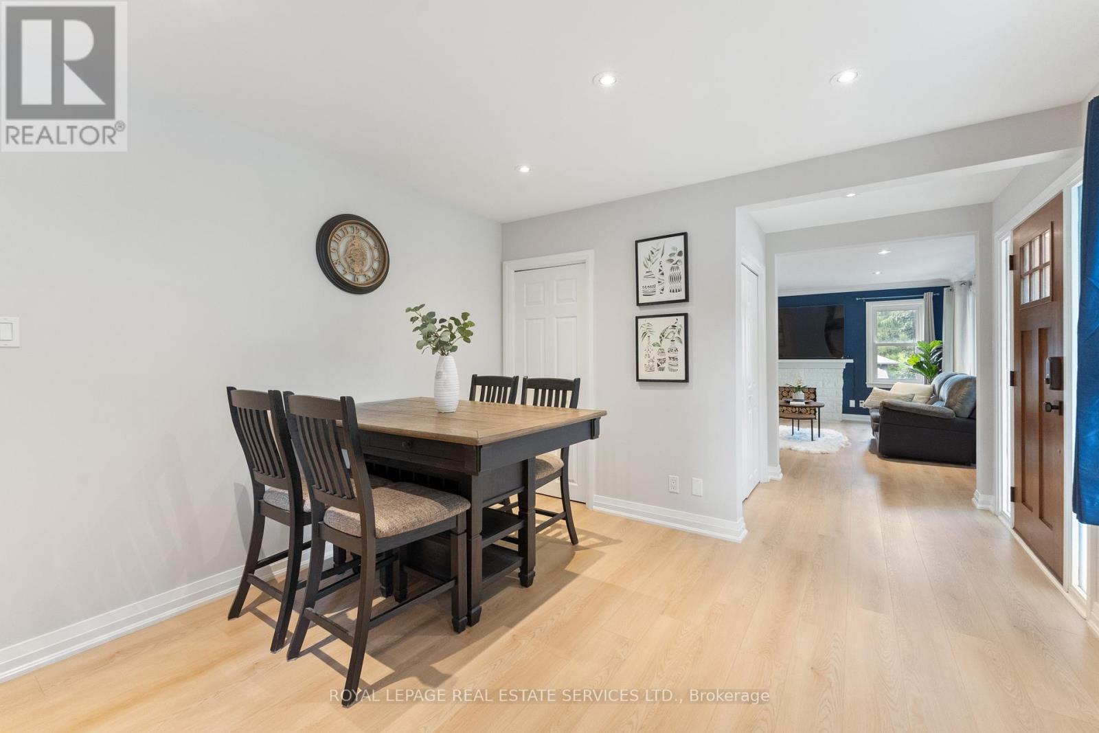Dining Area with Luxury Vinyl Plank Flooring - 136 Mohawk Road, Hamilton, ON - Indoor Photo Showing Dining Room