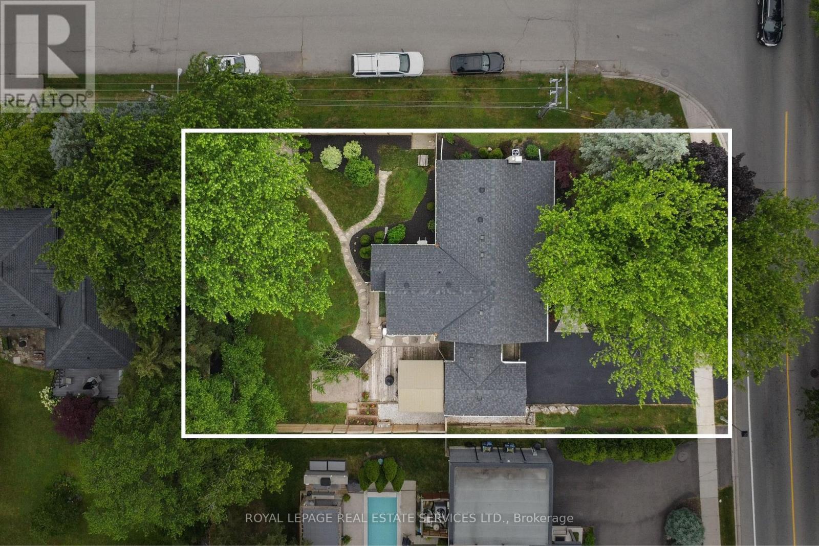 Aerial View of Property - 136 Mohawk Road, Hamilton, ON - Outdoor With View