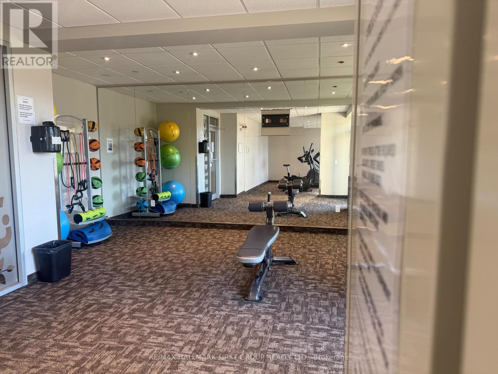 310 - 7768 Kennedy Road, Markham, ON - Indoor Photo Showing Gym Room