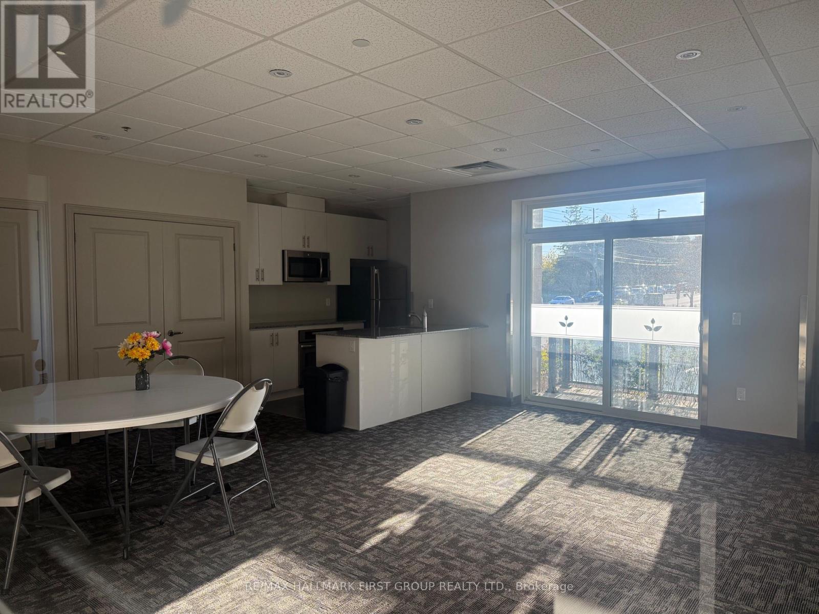 310 - 7768 Kennedy Road, Markham, ON - Indoor