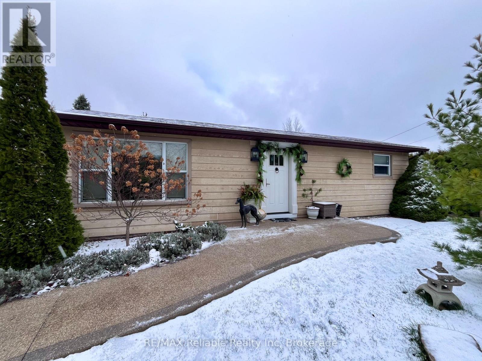57 Cameron Street, Bluewater (Bayfield), ON - Outdoor